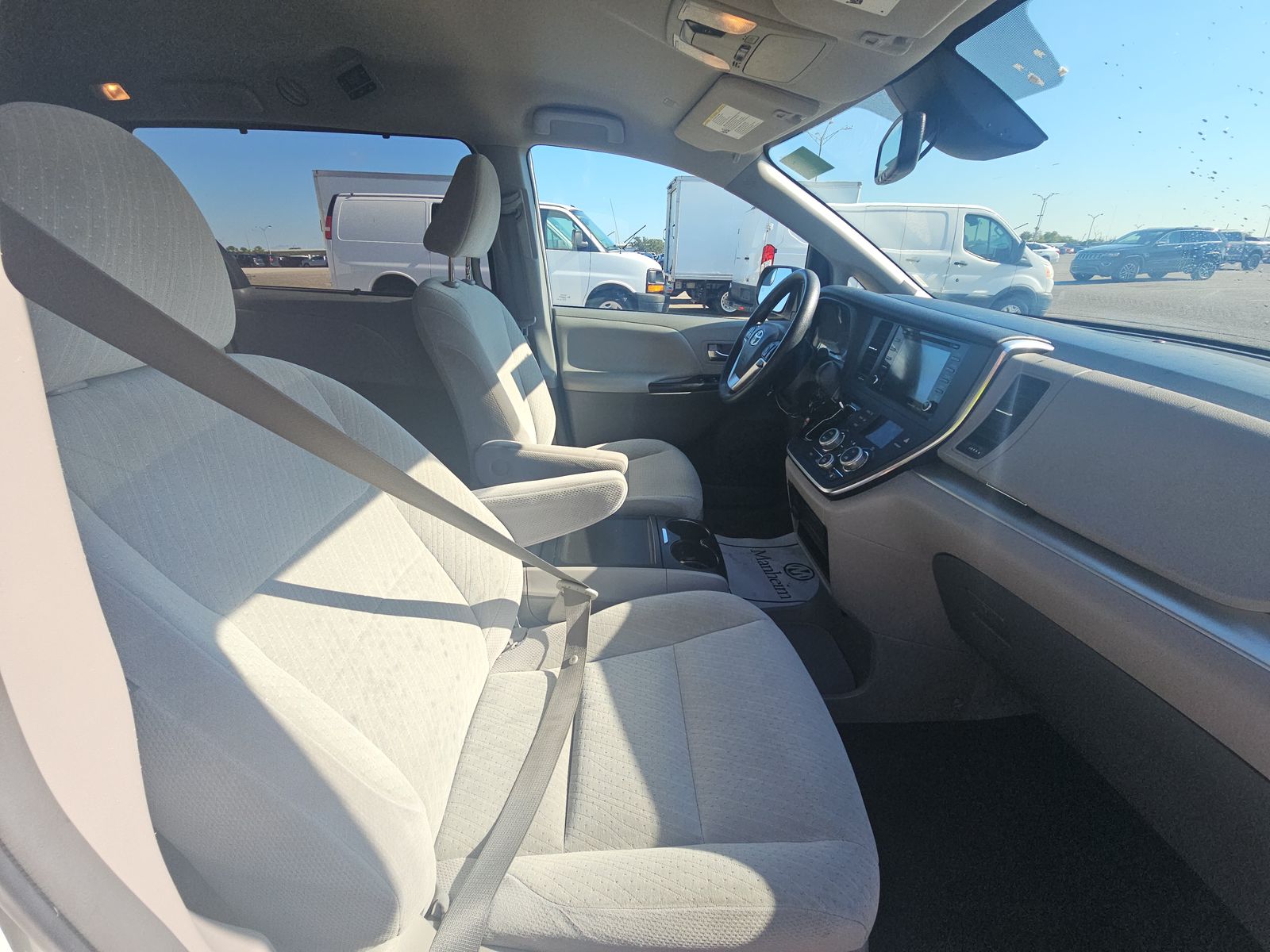 2019 Toyota Sienna LE FWD