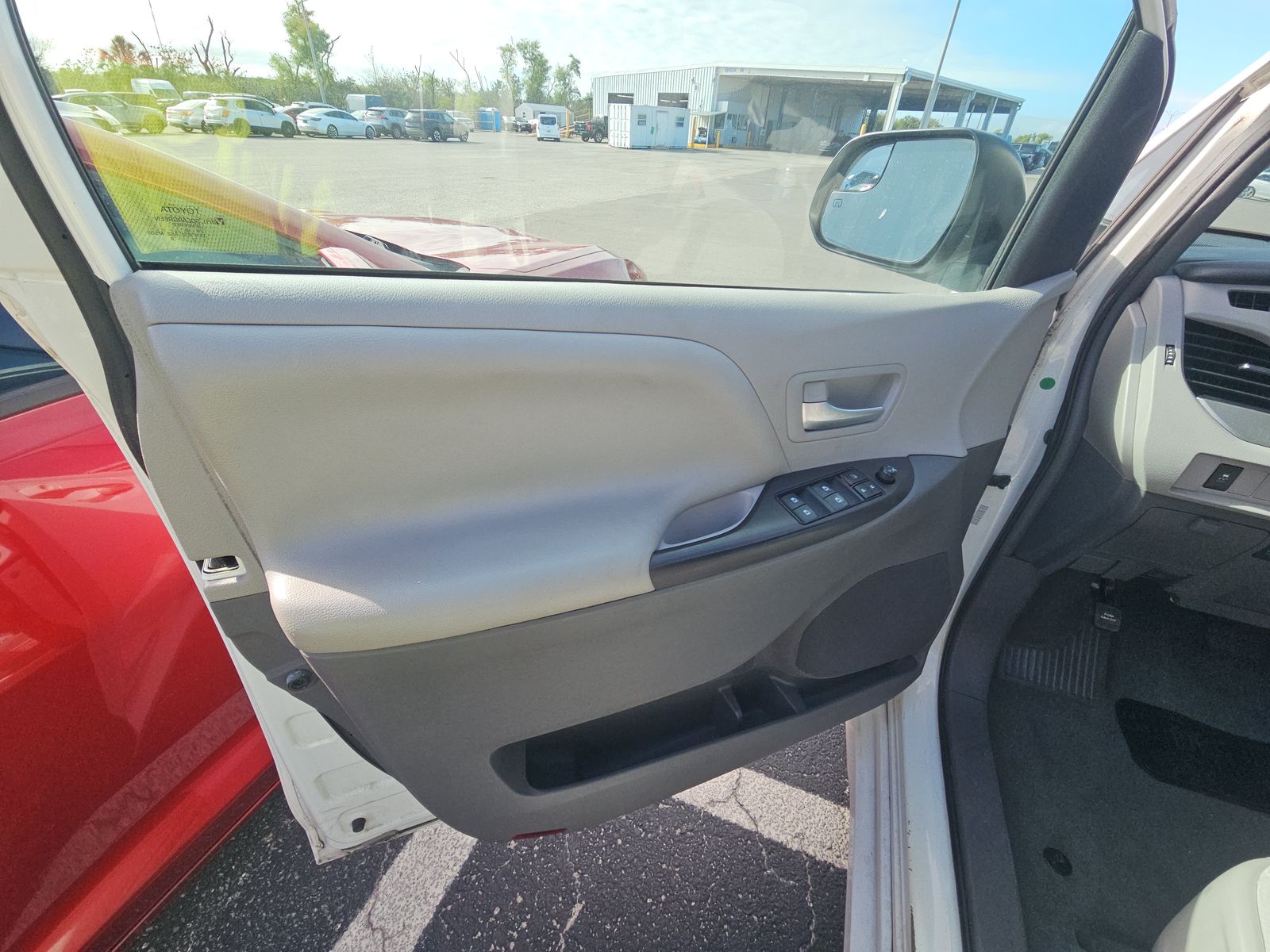 2019 Toyota Sienna LE FWD