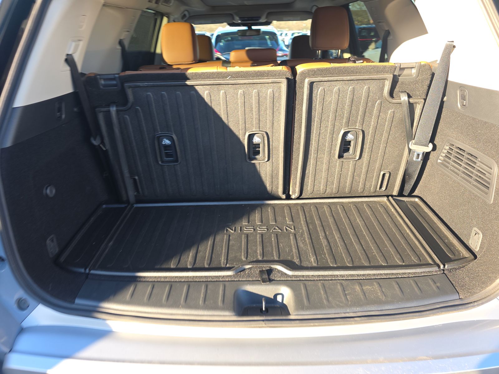 2024 Nissan Pathfinder Platinum AWD