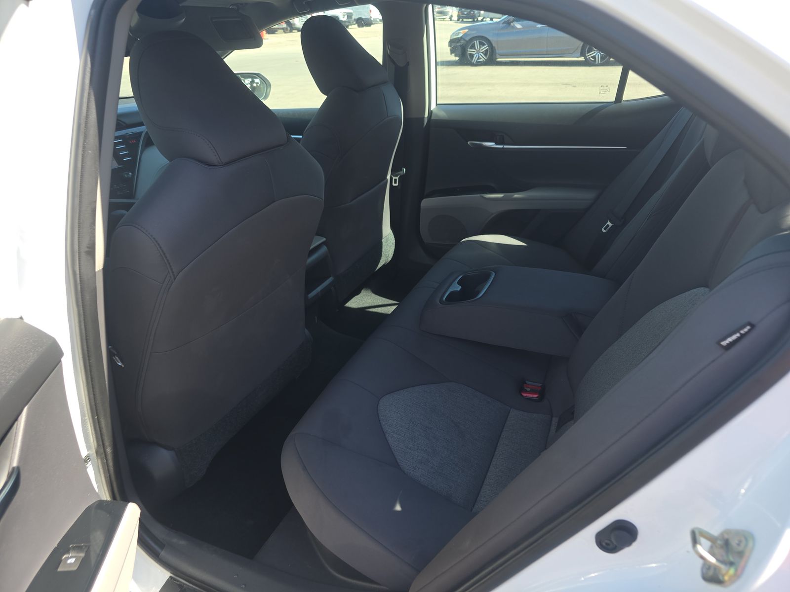 2020 Toyota Camry Hybrid LE FWD