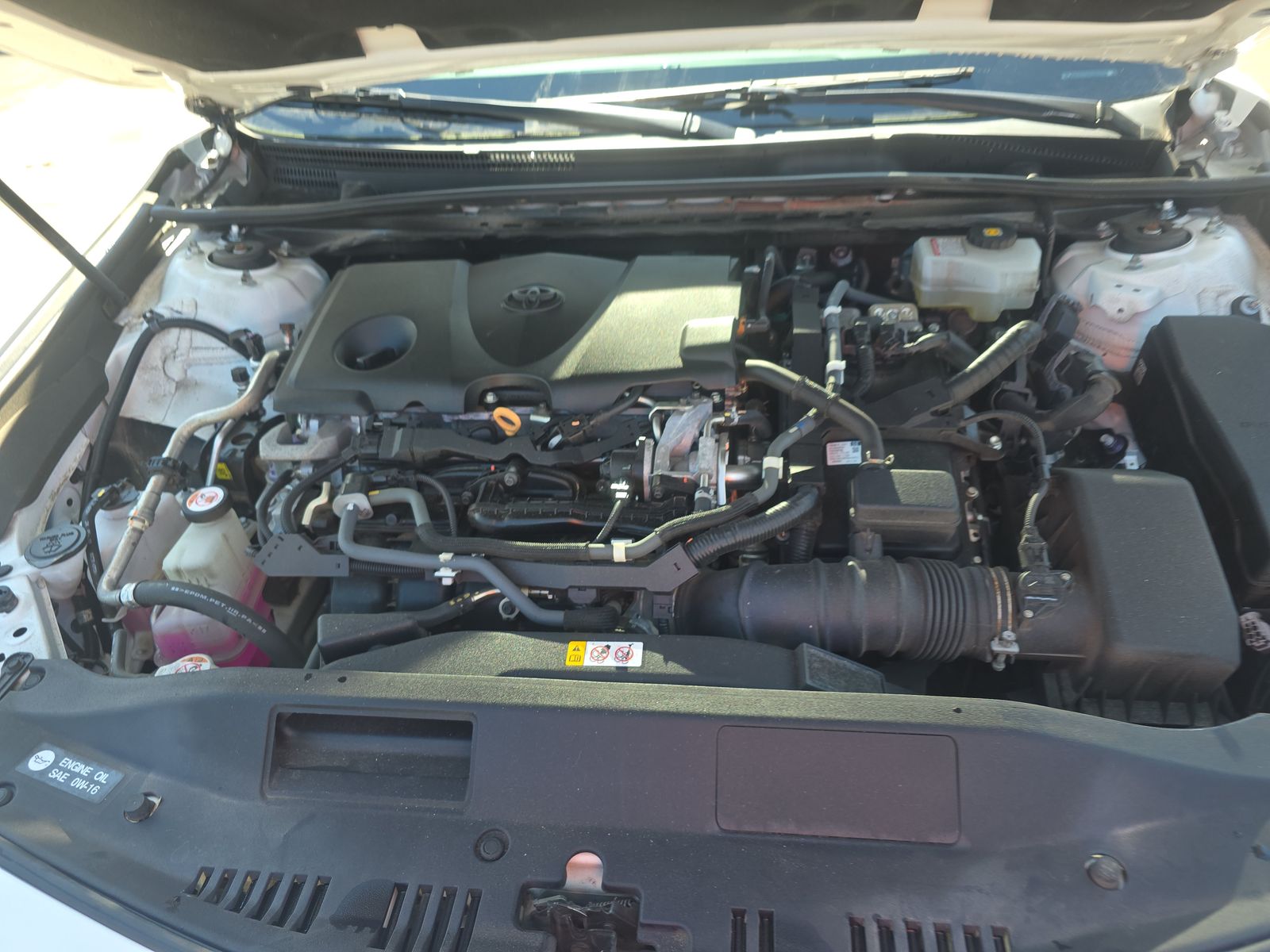 2020 Toyota Camry Hybrid LE FWD