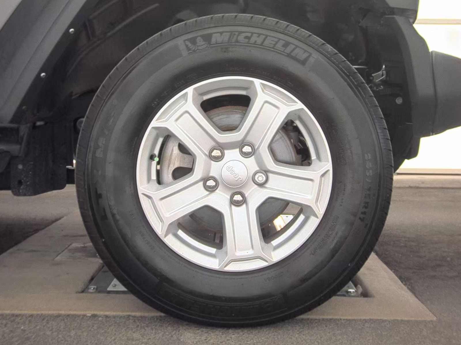 2023 Jeep Wrangler Sport S AWD