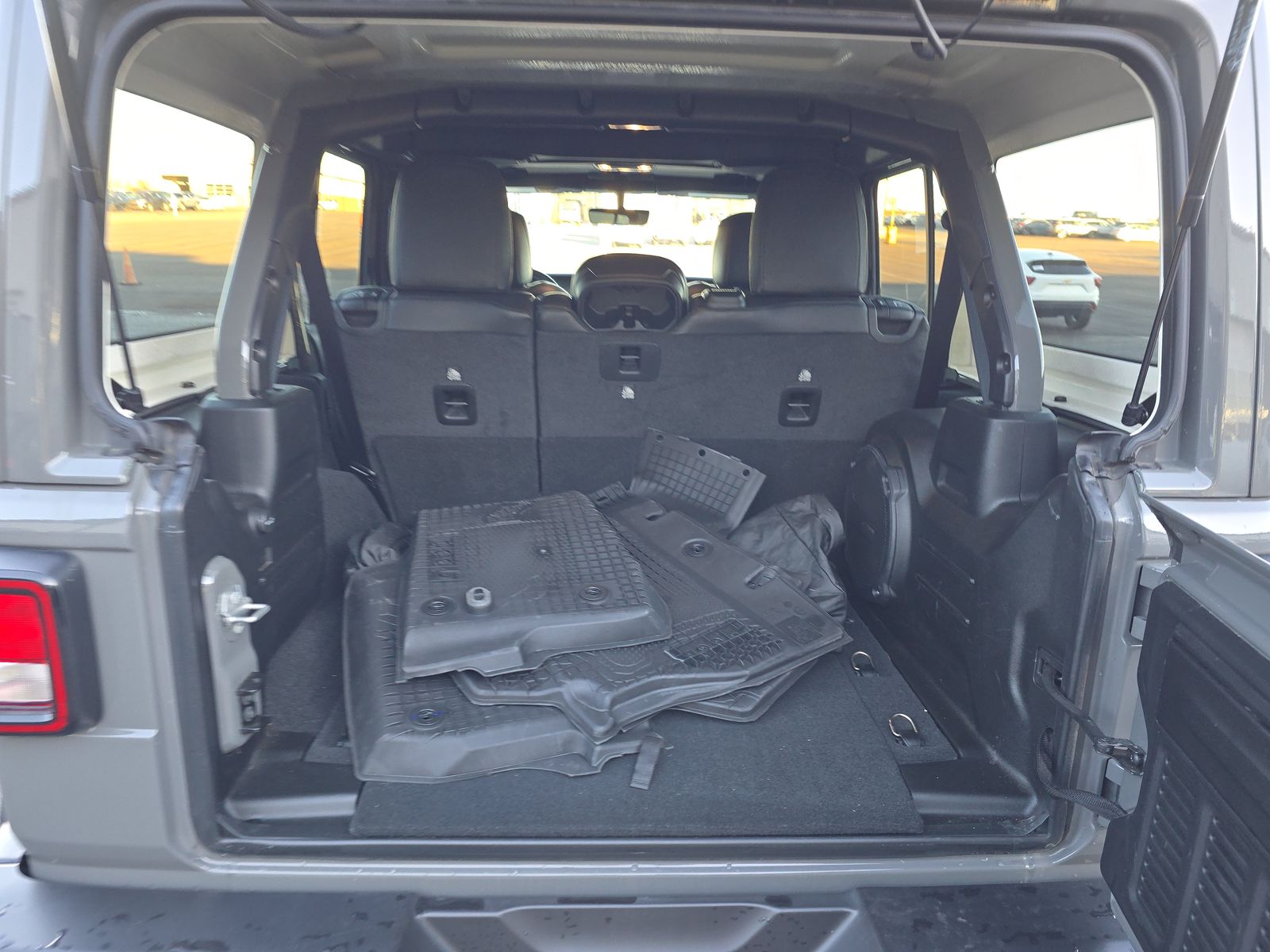 2022 Jeep Wrangler Unlimited Sahara AWD