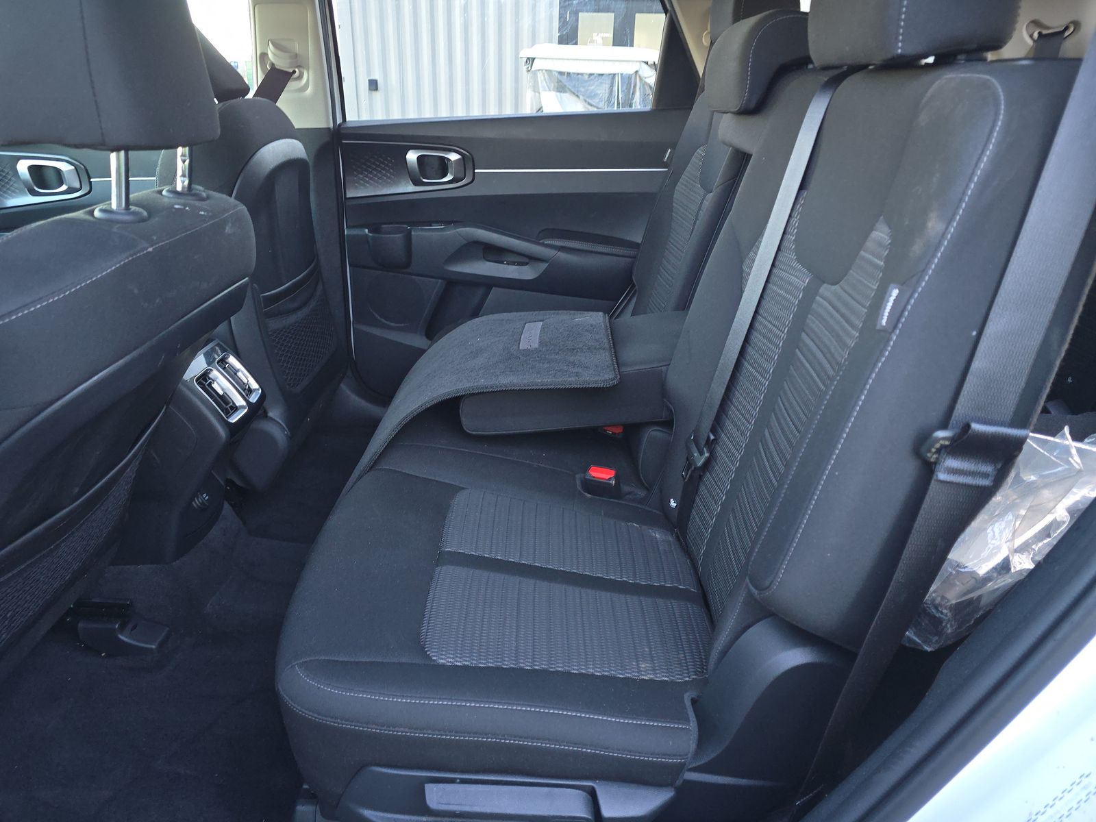 2025 Kia Sorento LX FWD