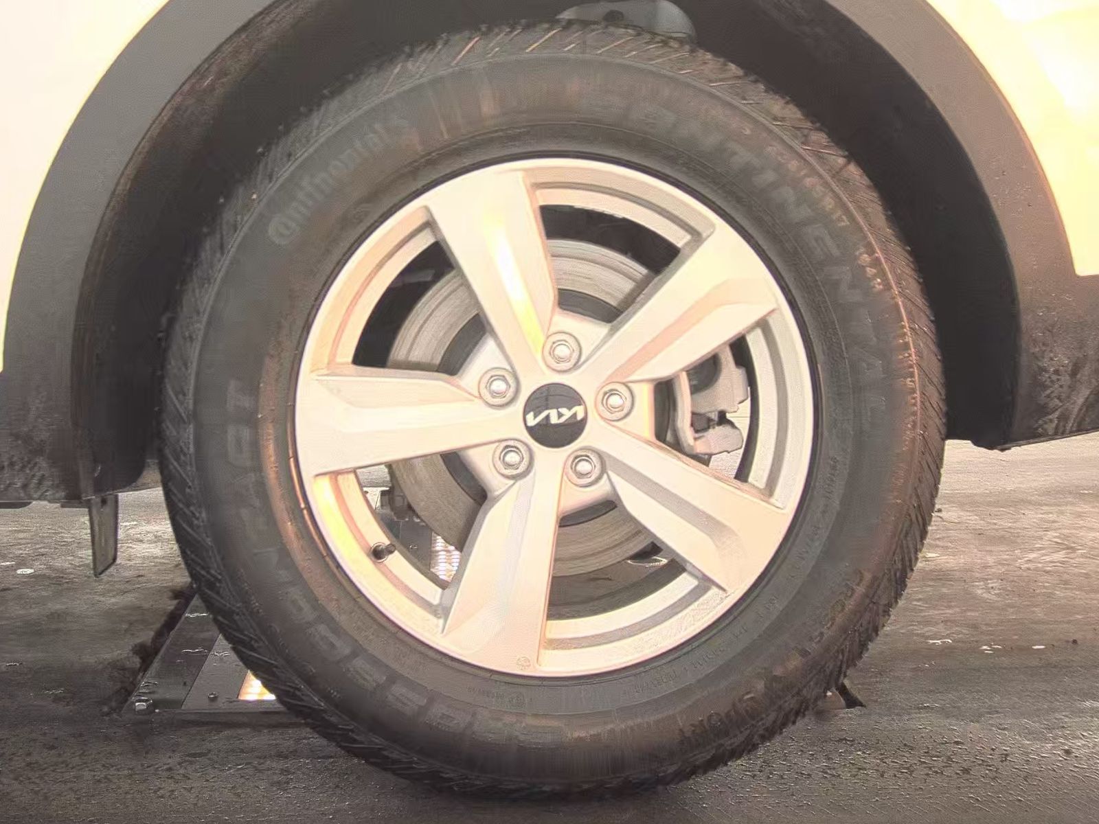 2025 Kia Sorento LX FWD