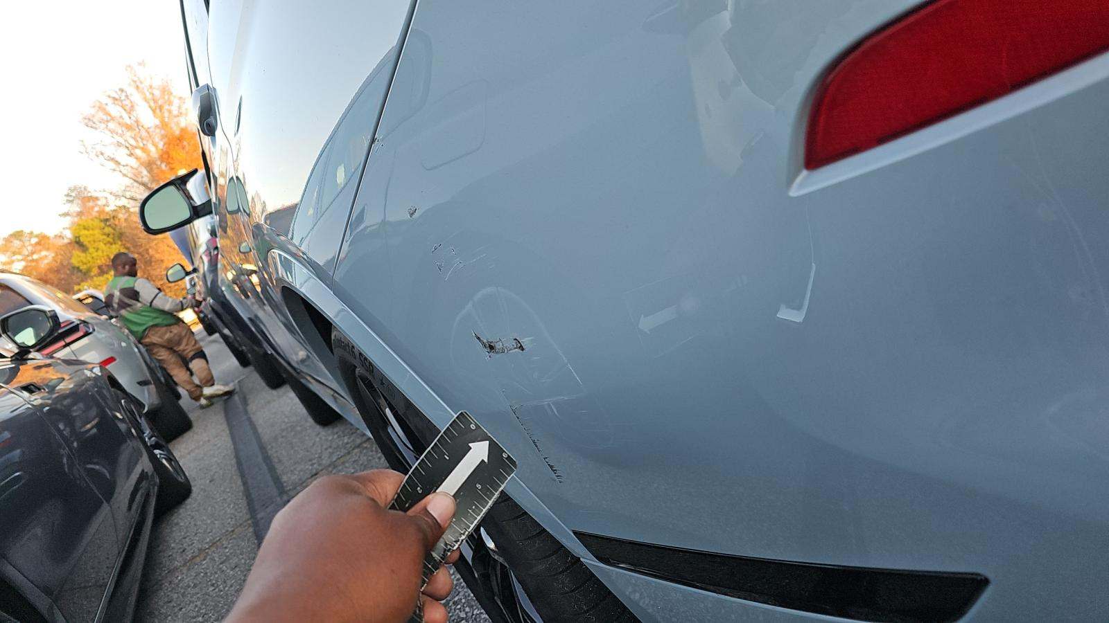 2025 BMW X7 M60i AWD