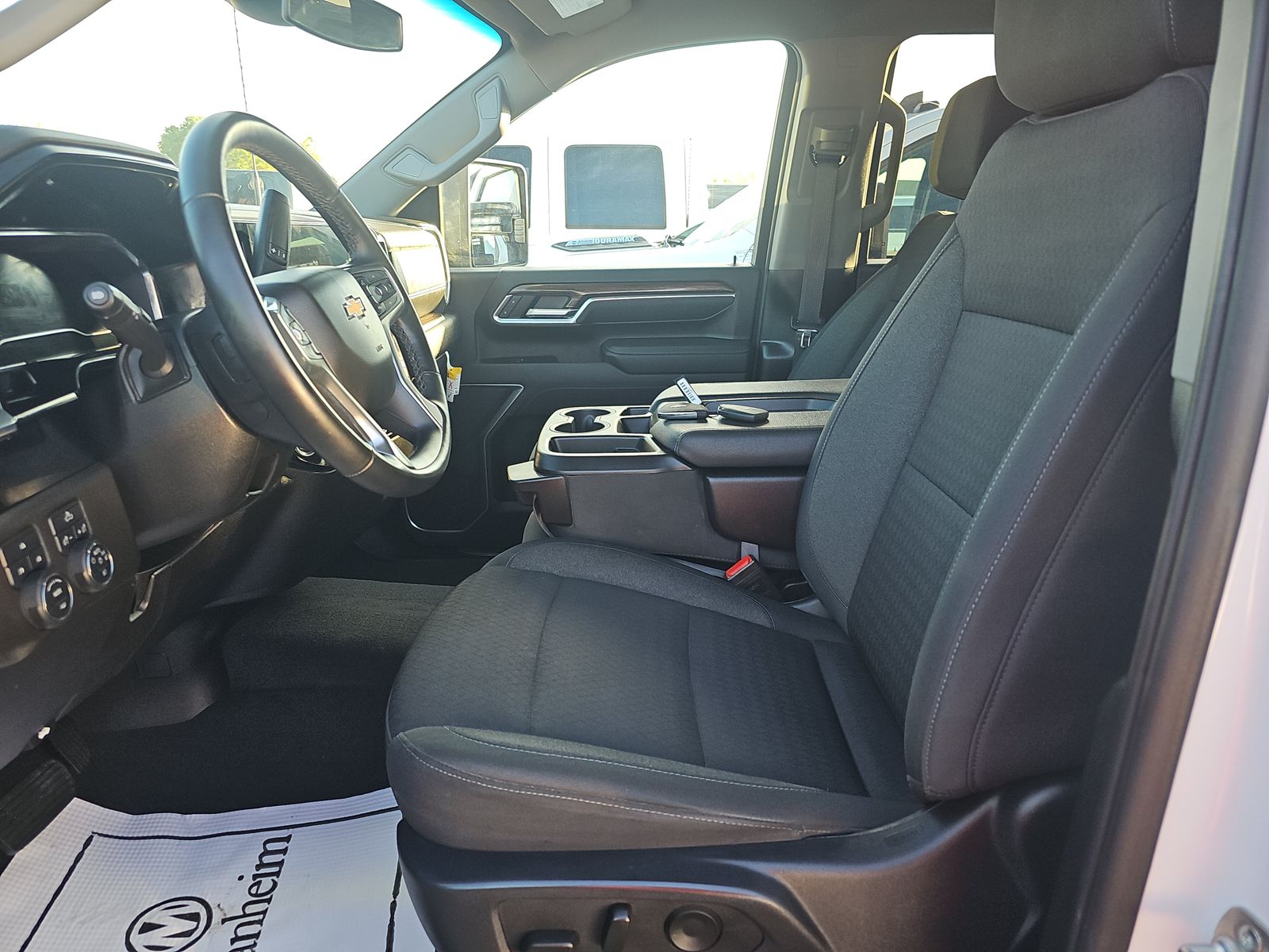 2025 Chevrolet Silverado 2500HD LT AWD