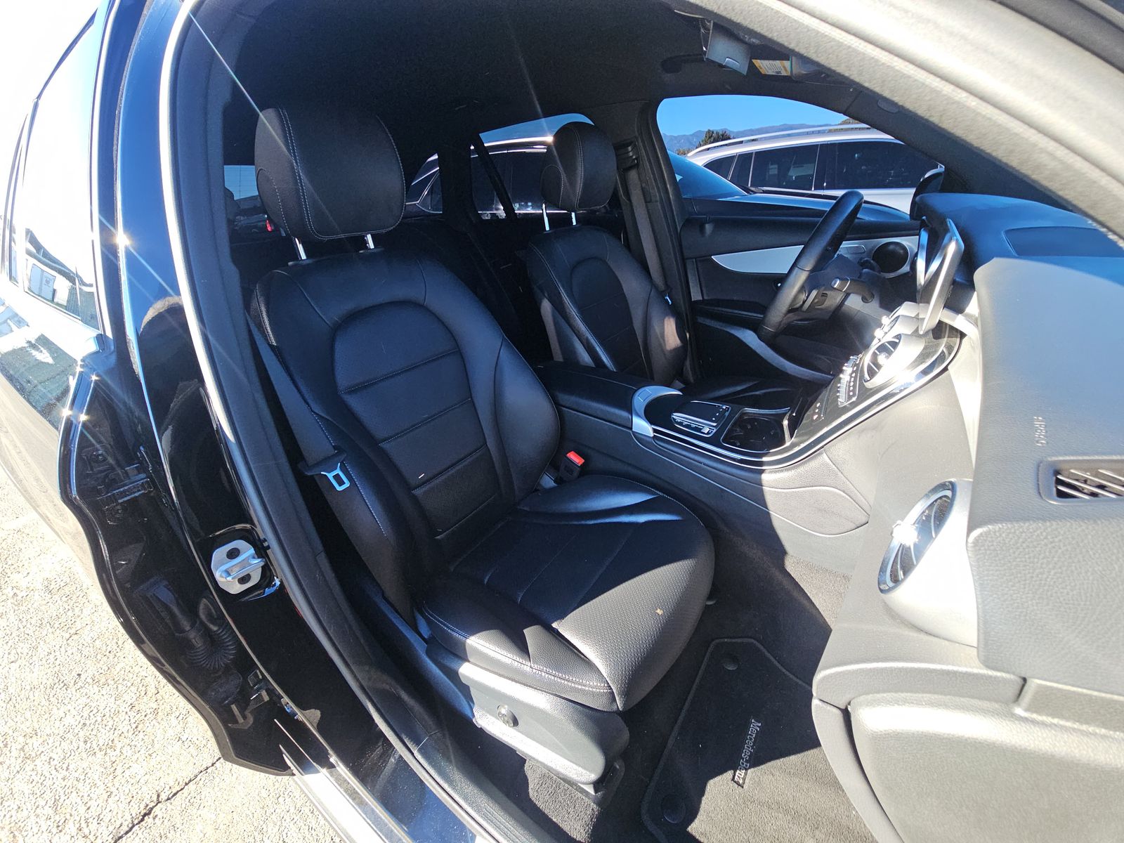 2022 Mercedes-Benz GLC GLC 300 AWD