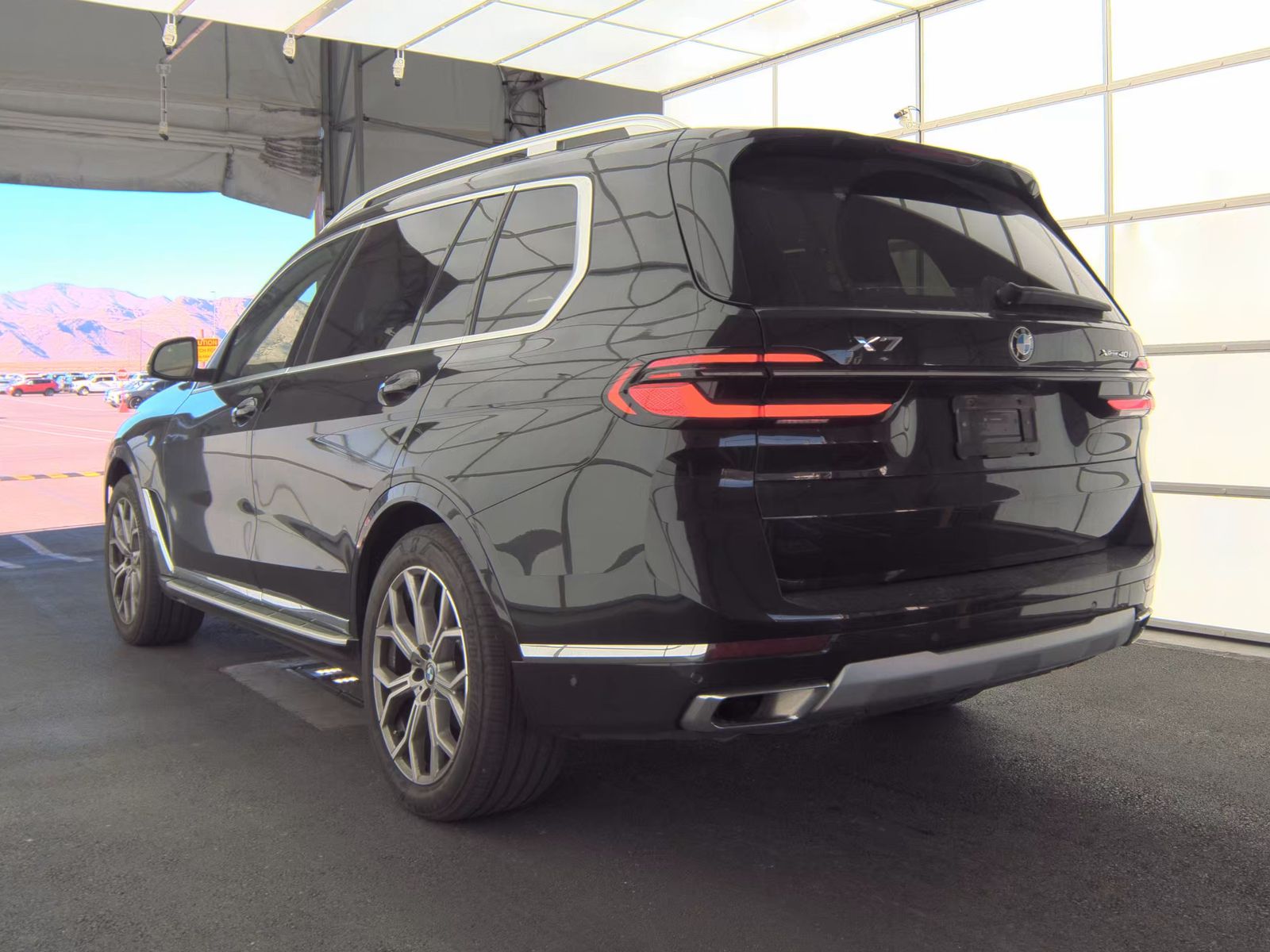 2025 BMW X7 xDrive40i AWD