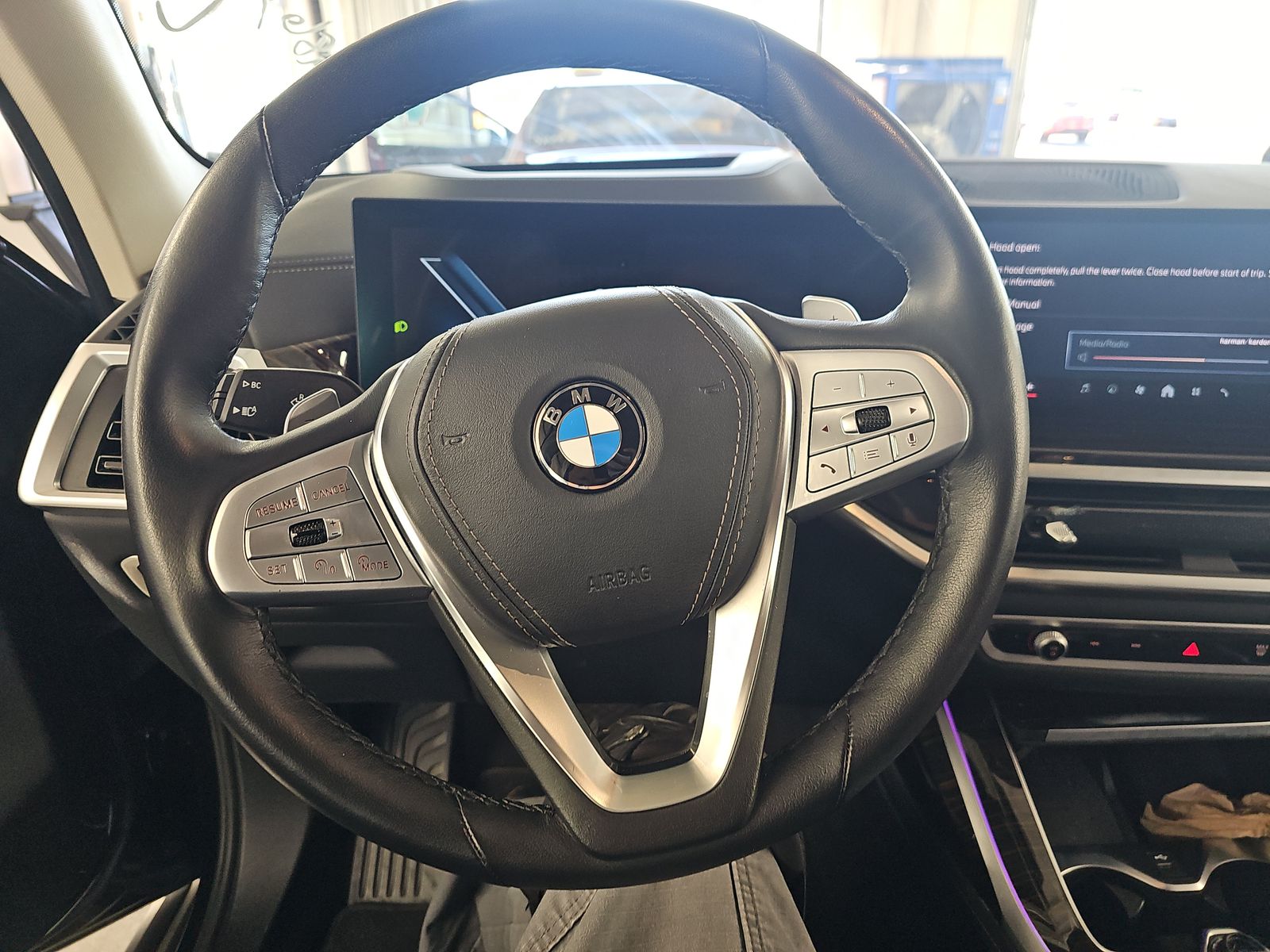 2025 BMW X7 xDrive40i AWD