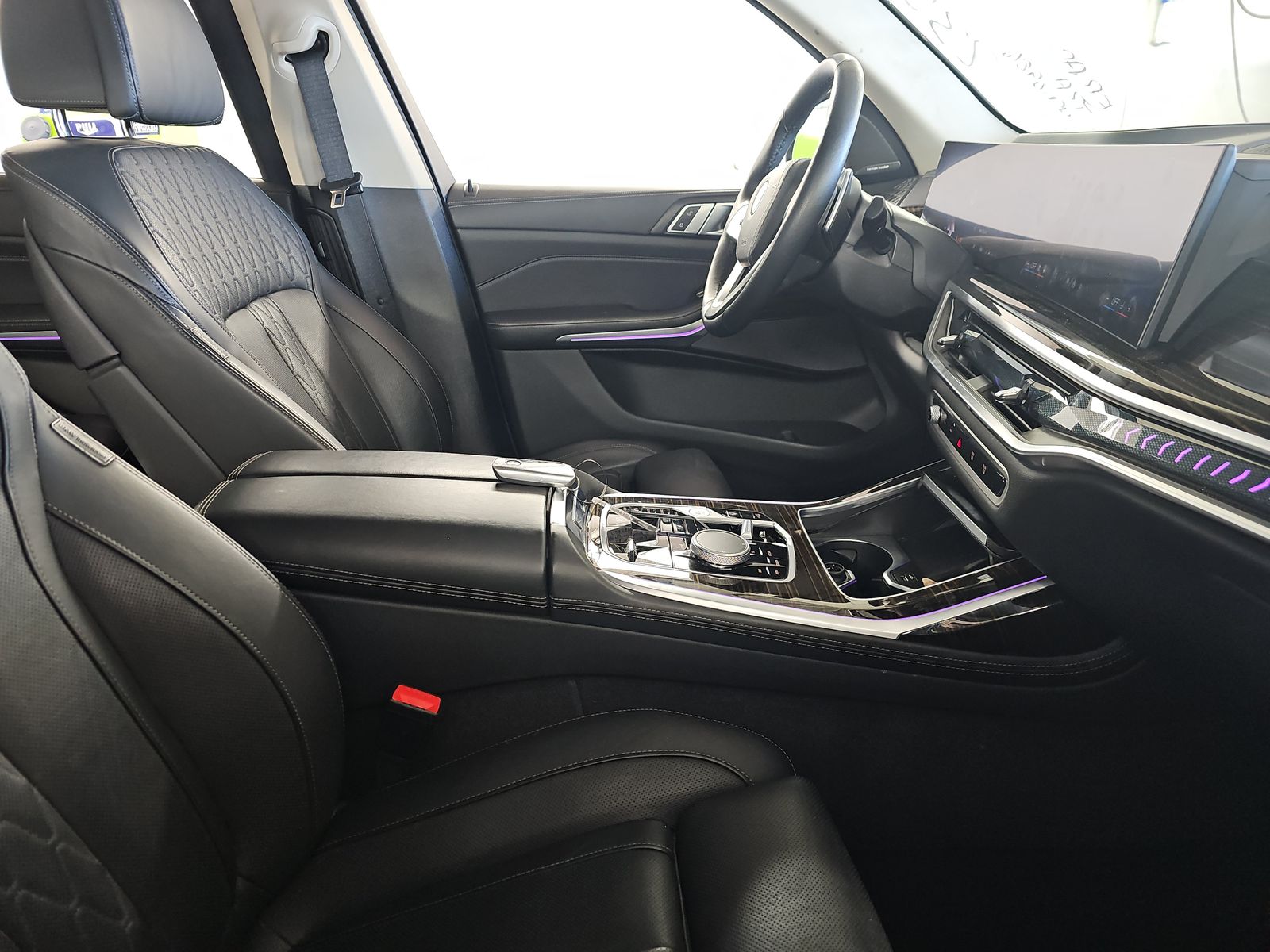 2025 BMW X7 xDrive40i AWD