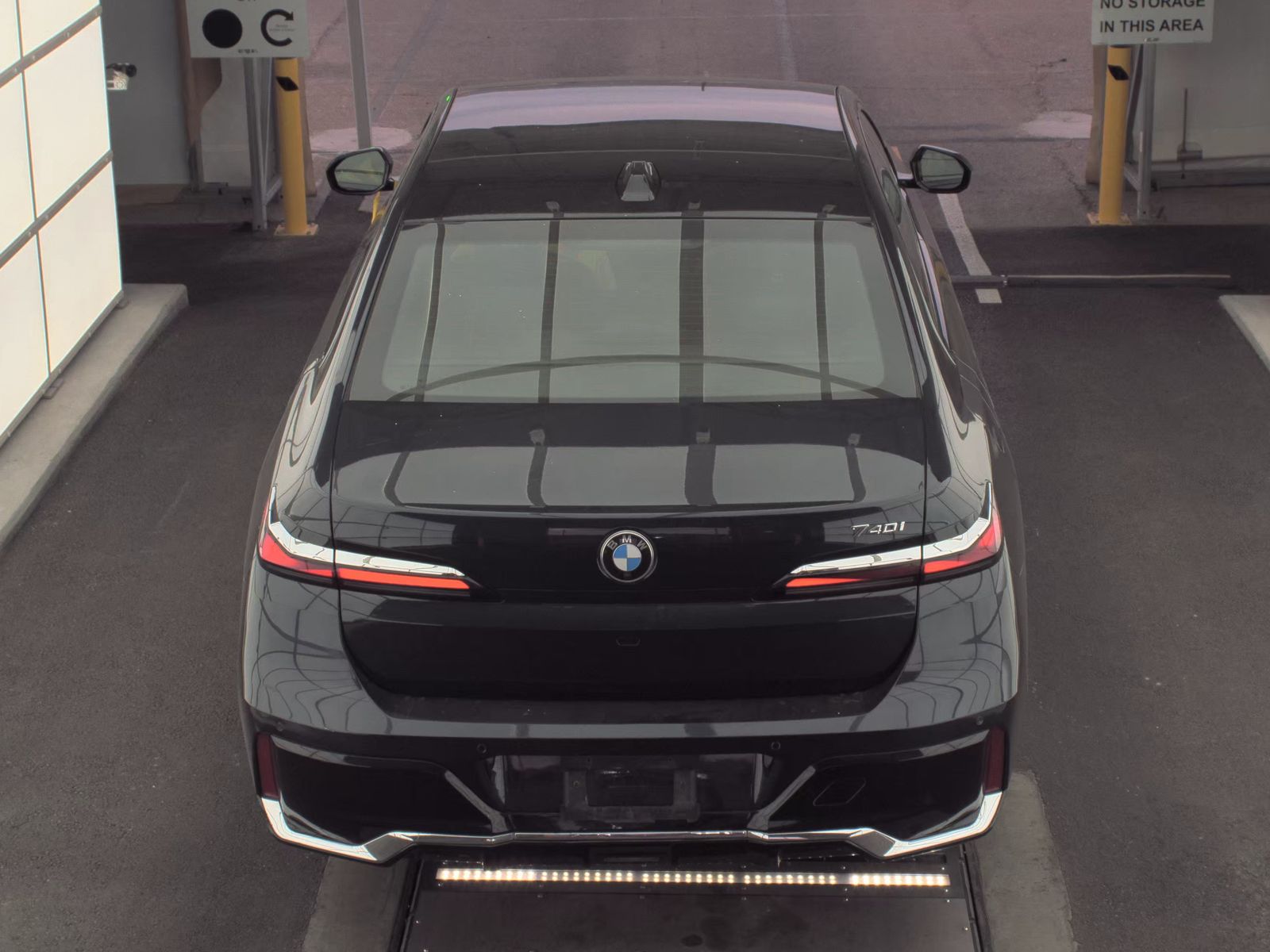 2024 BMW 7 Series 740i RWD