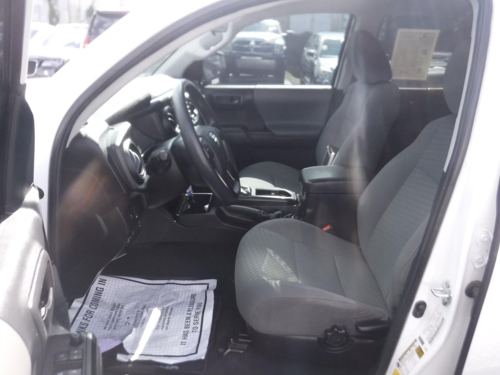 2022 Toyota Tacoma SR AWD