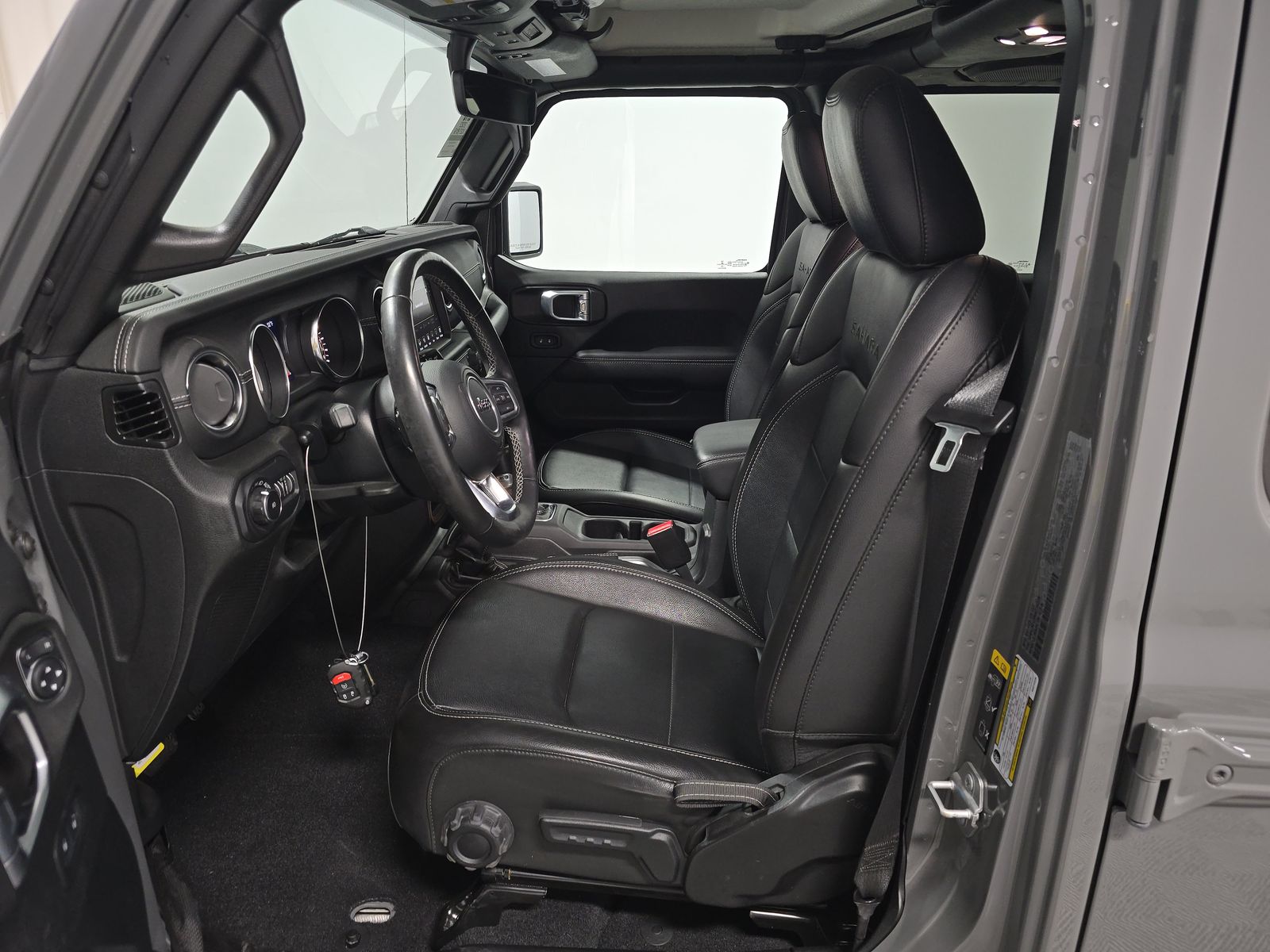 2022 Jeep Wrangler Unlimited Sahara AWD