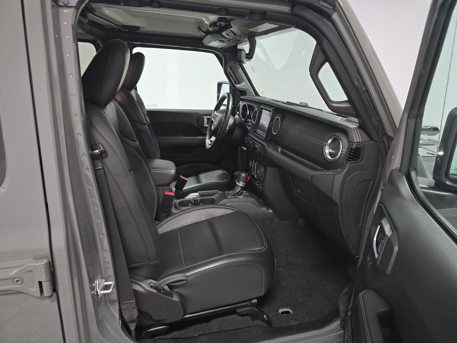 2022 Jeep Wrangler Unlimited Sahara AWD