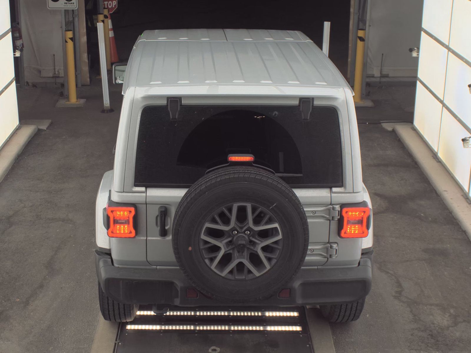 2024 Jeep Wrangler Sahara AWD