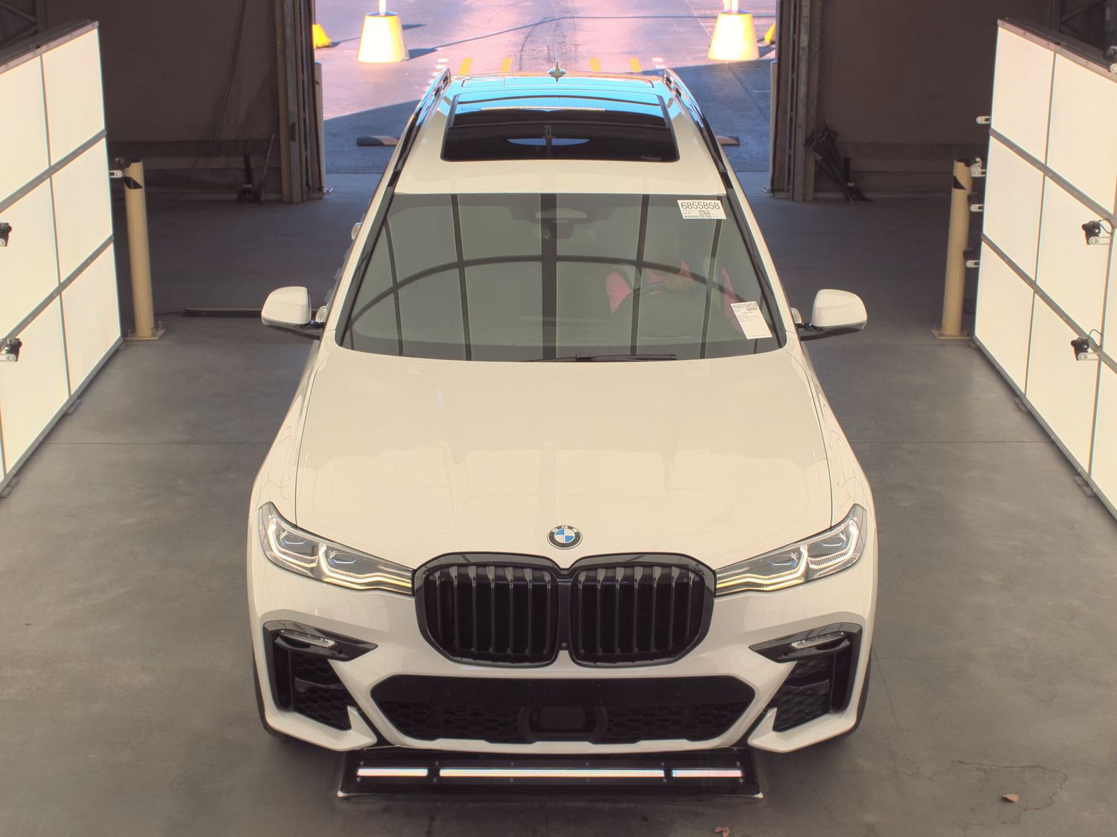 2021 BMW X7 M50i AWD