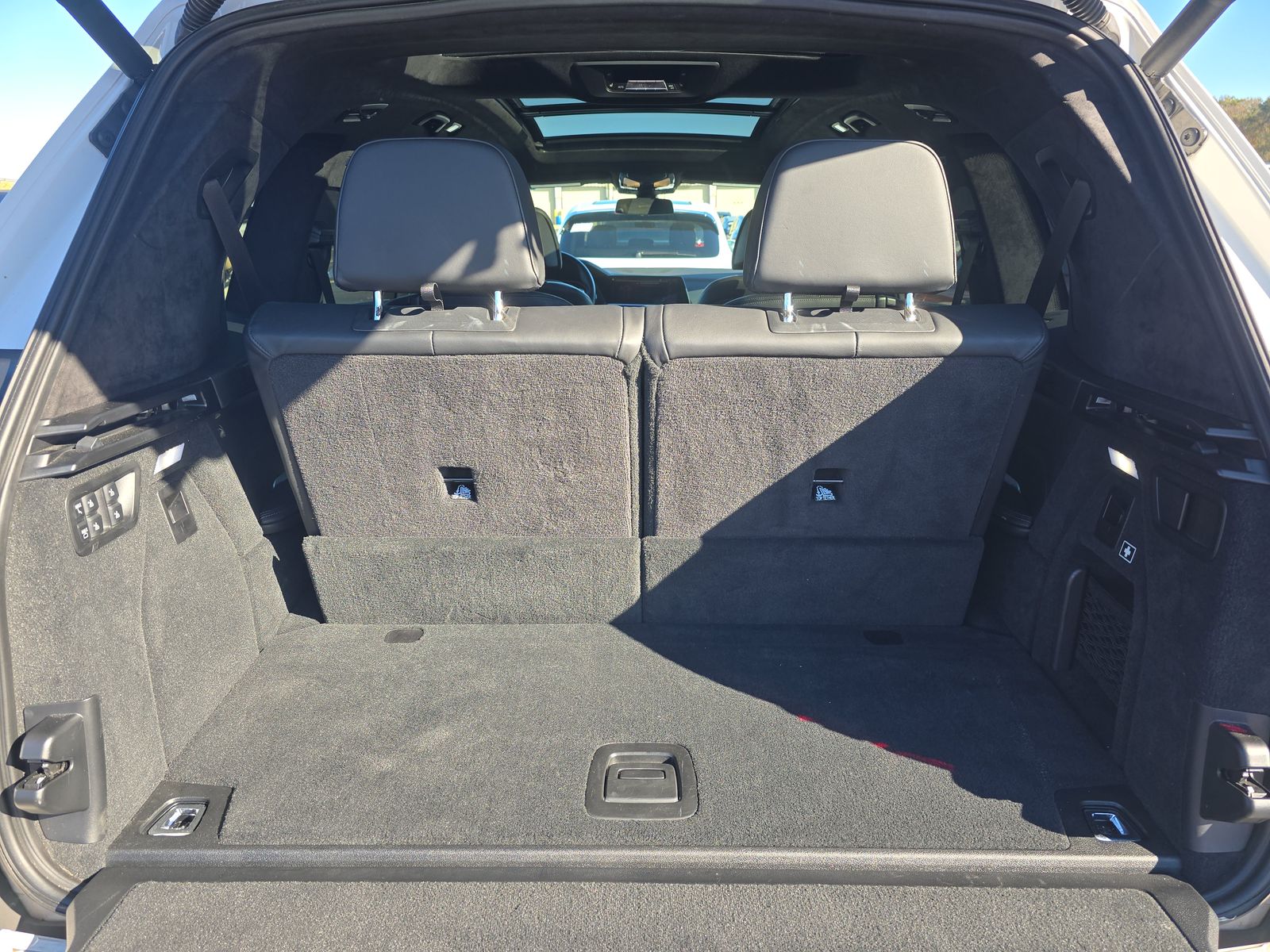 2021 BMW X7 M50i AWD