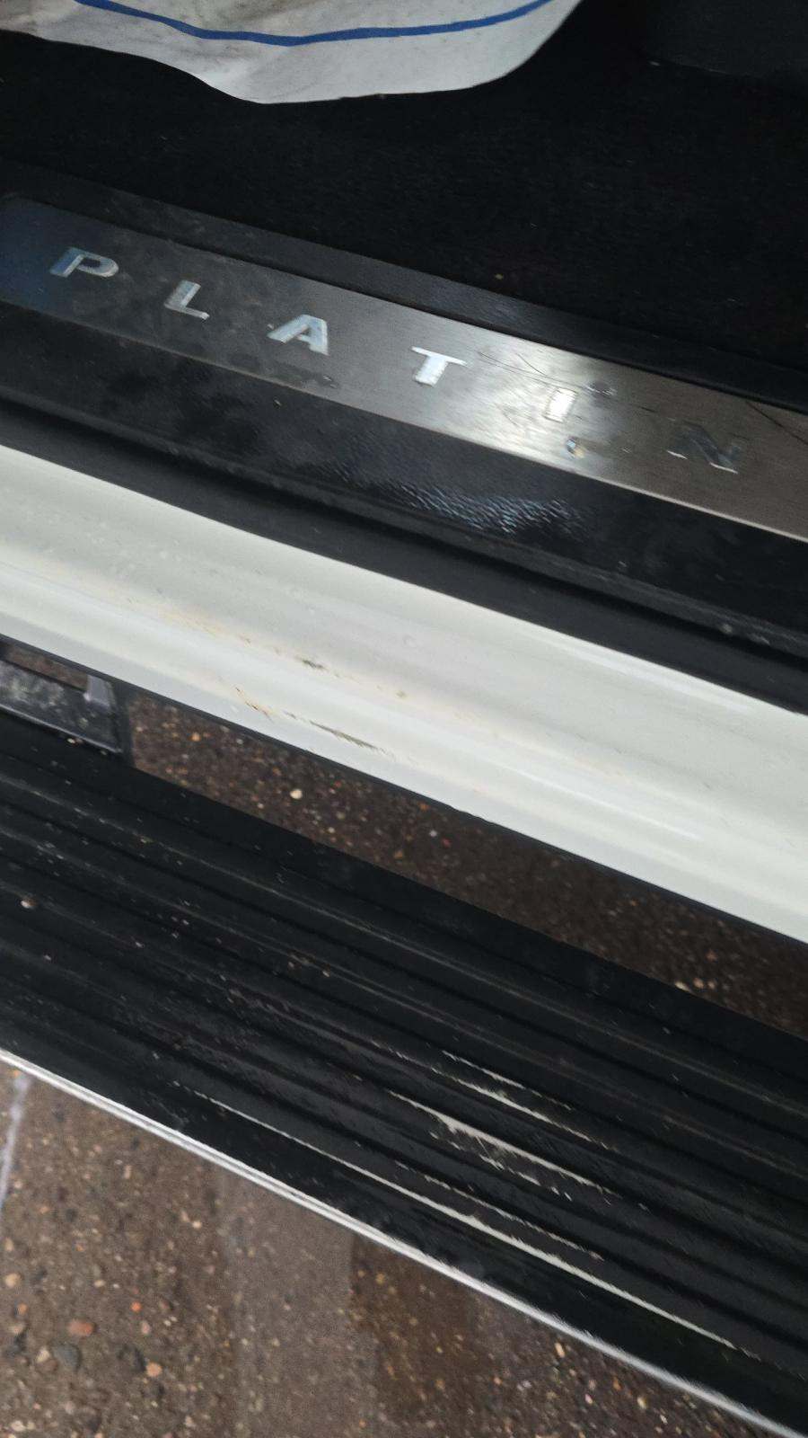 2023 Ford F-150 Platinum AWD