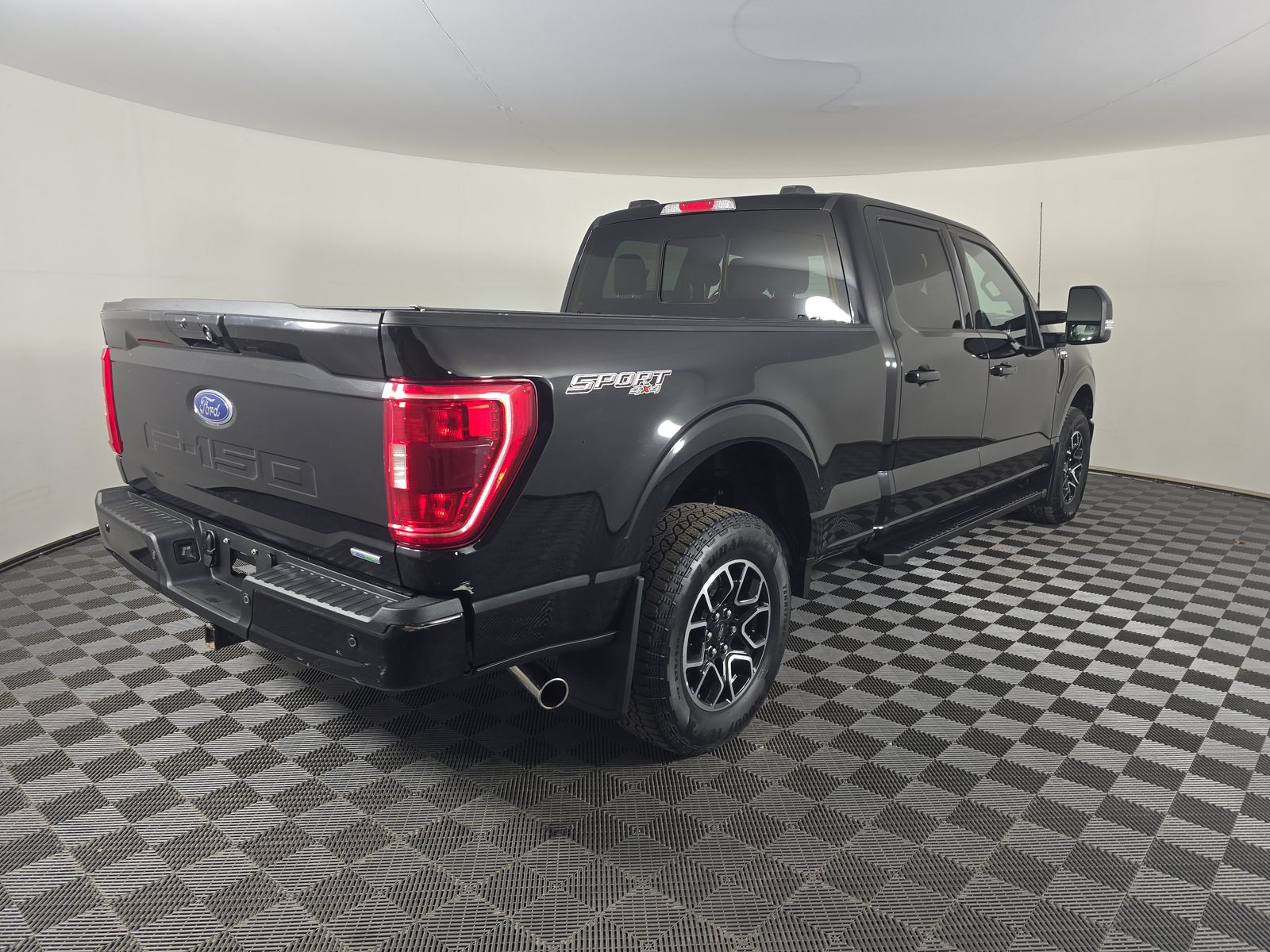 2022 Ford F-150 XLT AWD