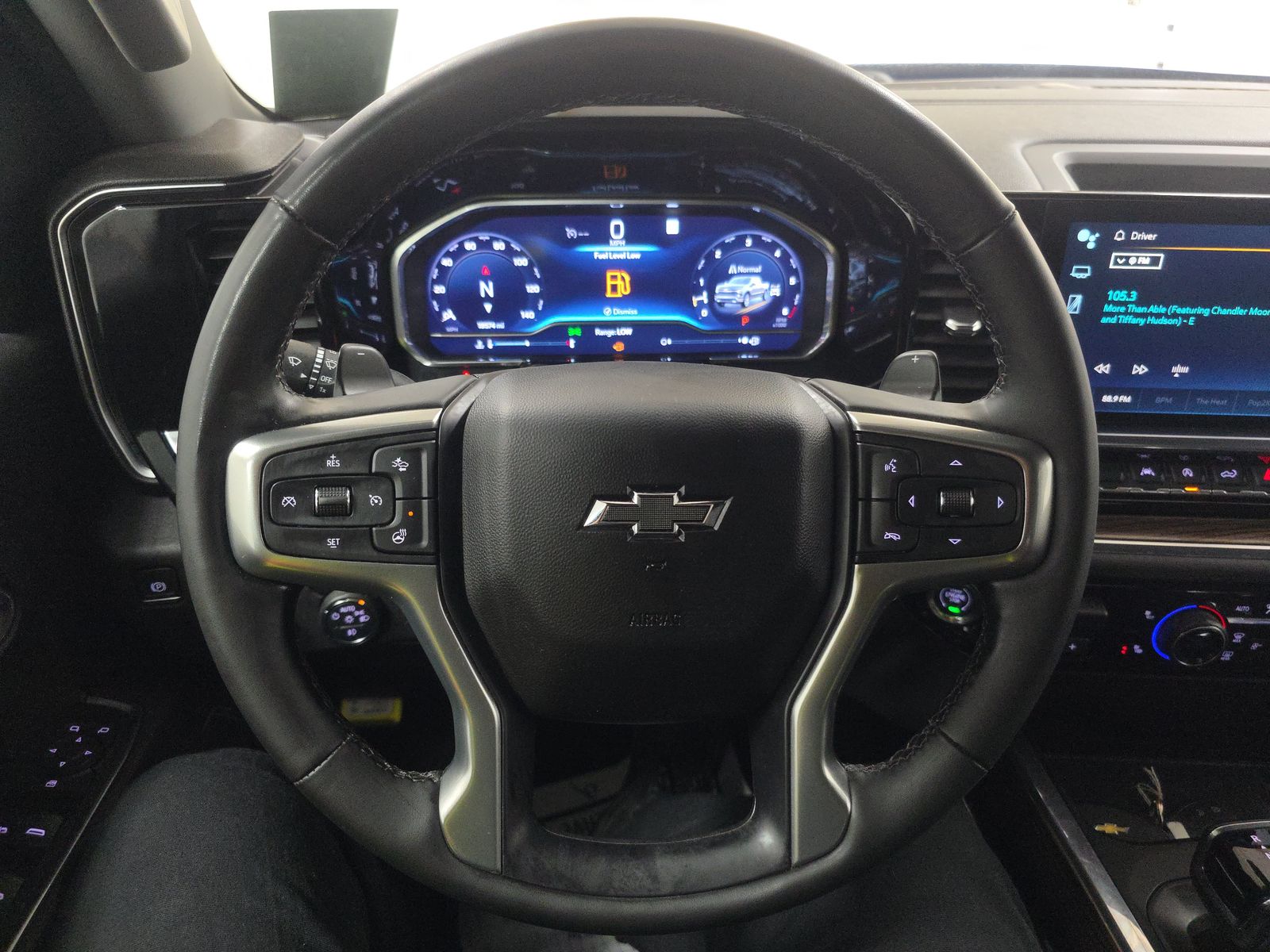 2023 Chevrolet Silverado 1500 RST AWD