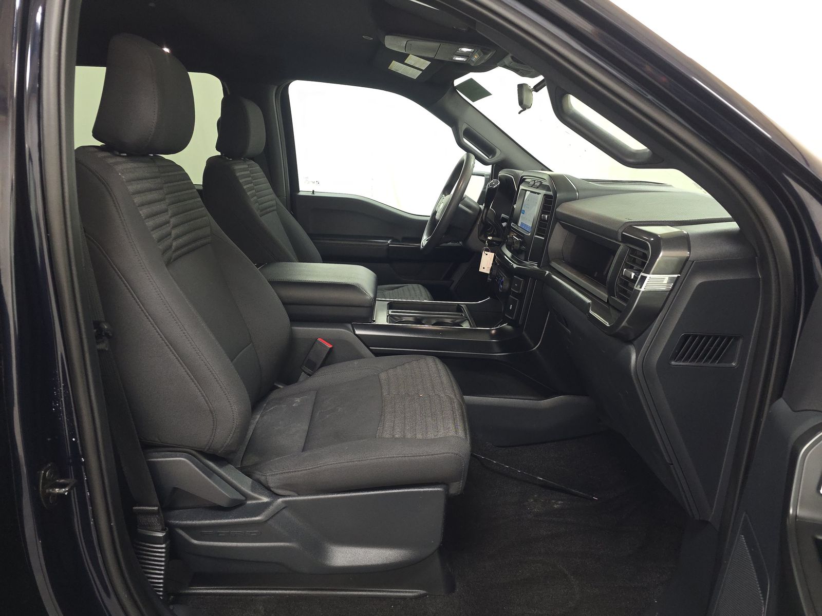 2023 Ford F-150 XL AWD