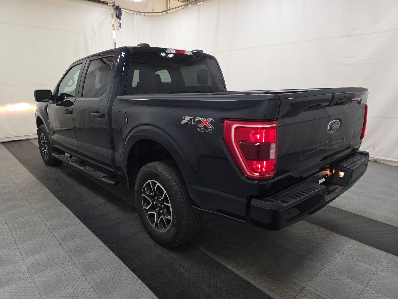 2023 Ford F-150 XL AWD