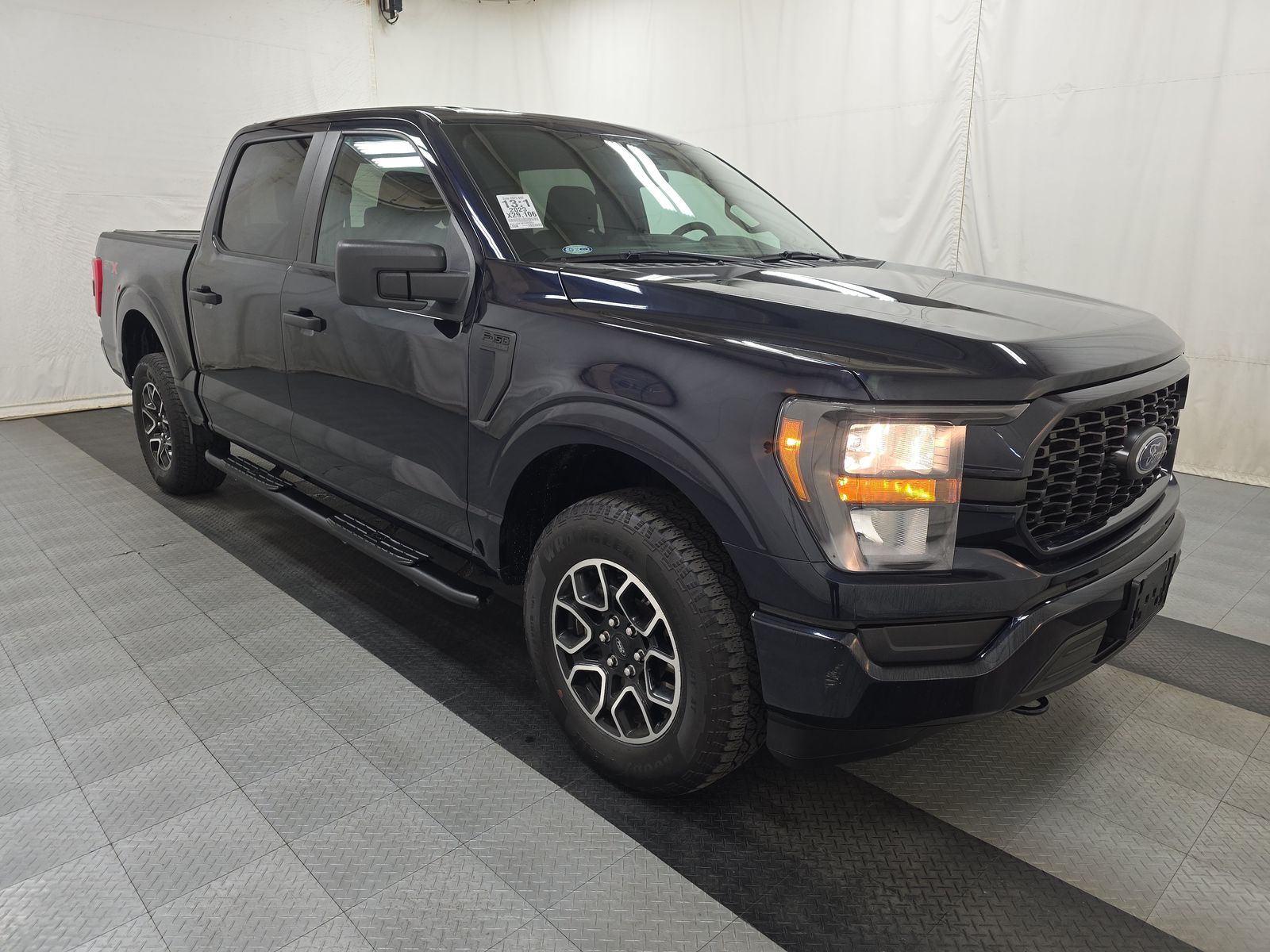 2023 Ford F-150 XL AWD