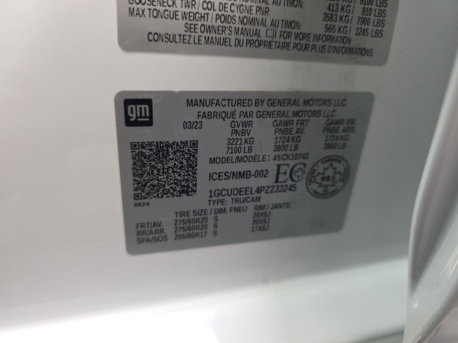 2023 Chevrolet Silverado 1500 RST AWD