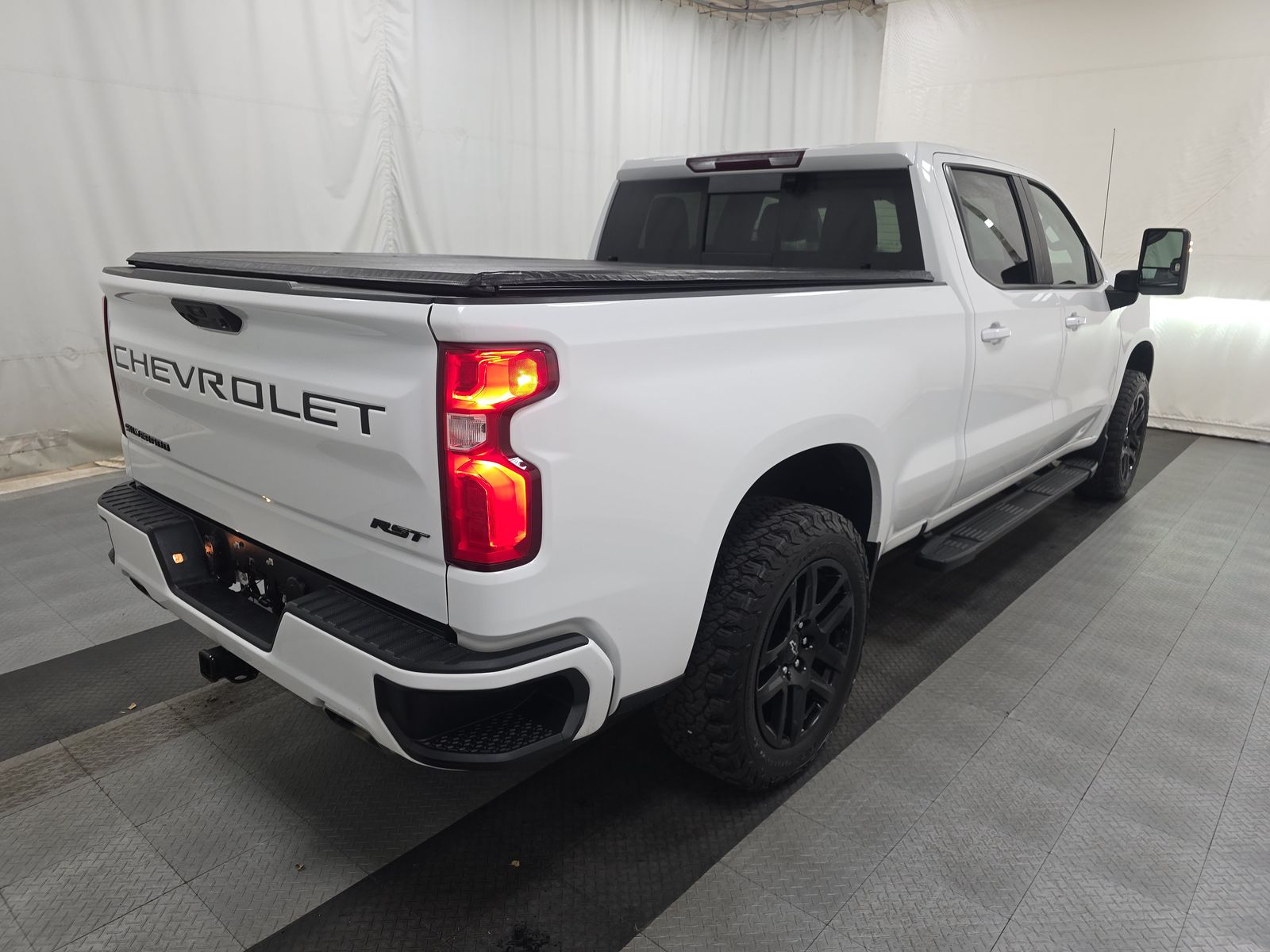2023 Chevrolet Silverado 1500 RST AWD