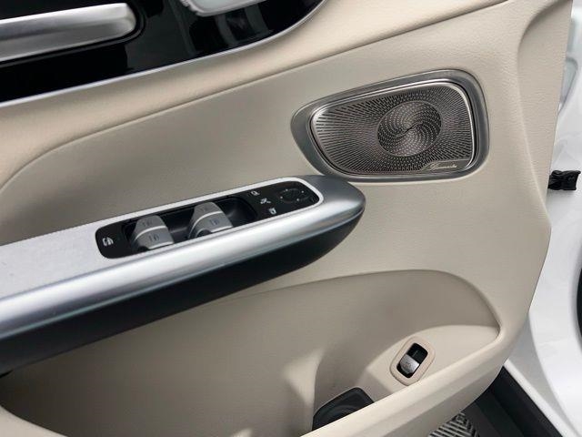 2023 Mercedes-Benz GLC GLC 300 AWD