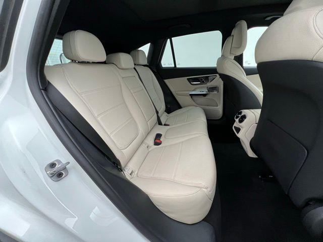 2023 Mercedes-Benz GLC GLC 300 AWD