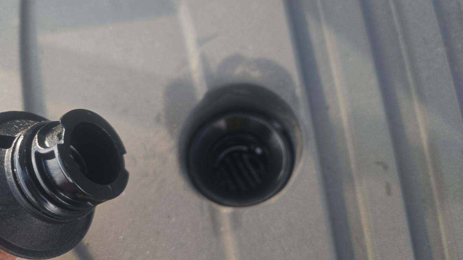 2025 Volvo XC60 B5 Plus AWD