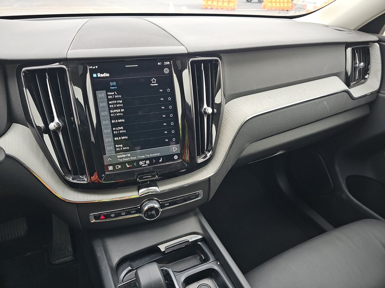 2025 Volvo XC60 B5 Plus AWD