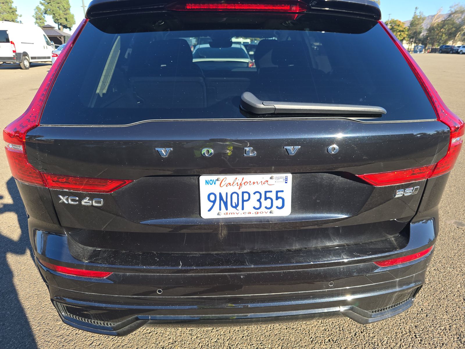 2025 Volvo XC60 B5 Plus AWD