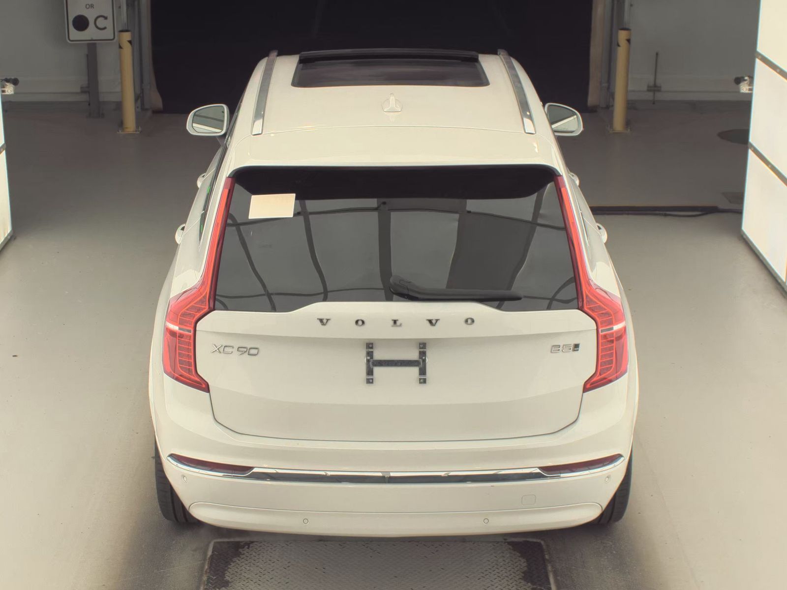 2024 Volvo XC90 B5 Plus AWD