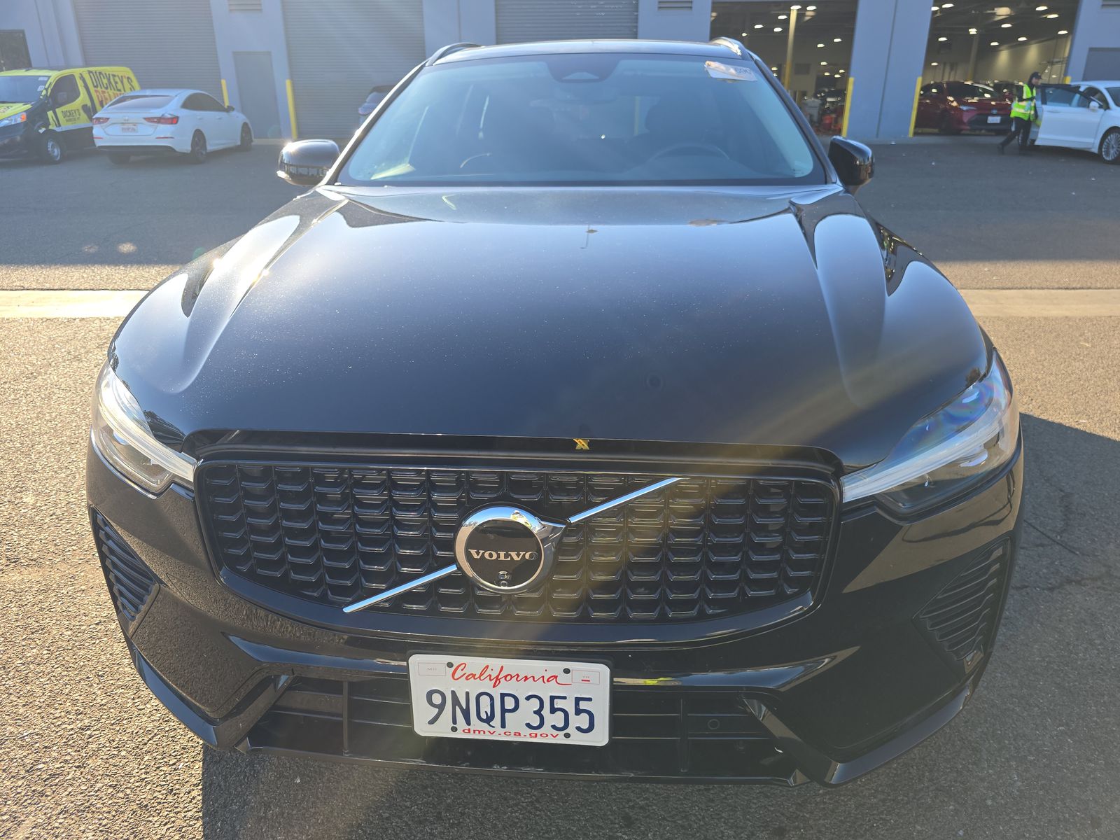 2025 Volvo XC60 B5 Plus AWD