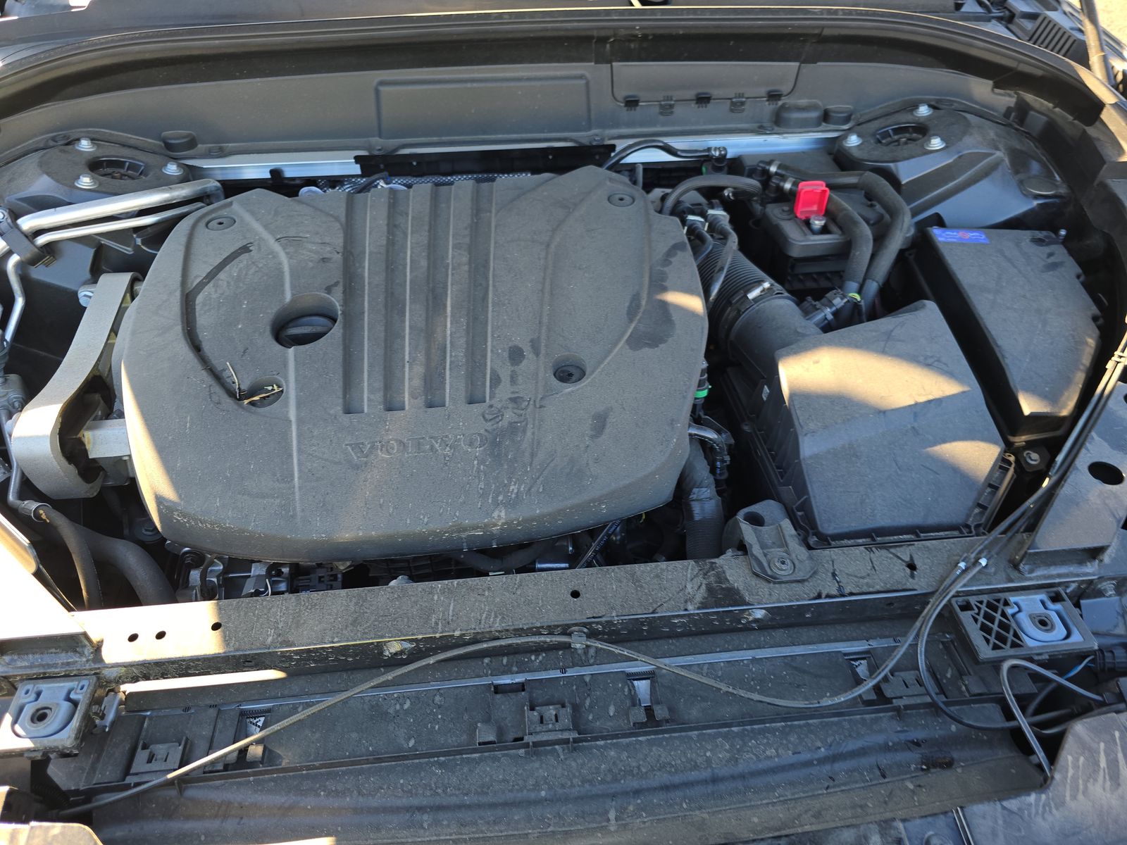 2025 Volvo XC60 B5 Plus AWD