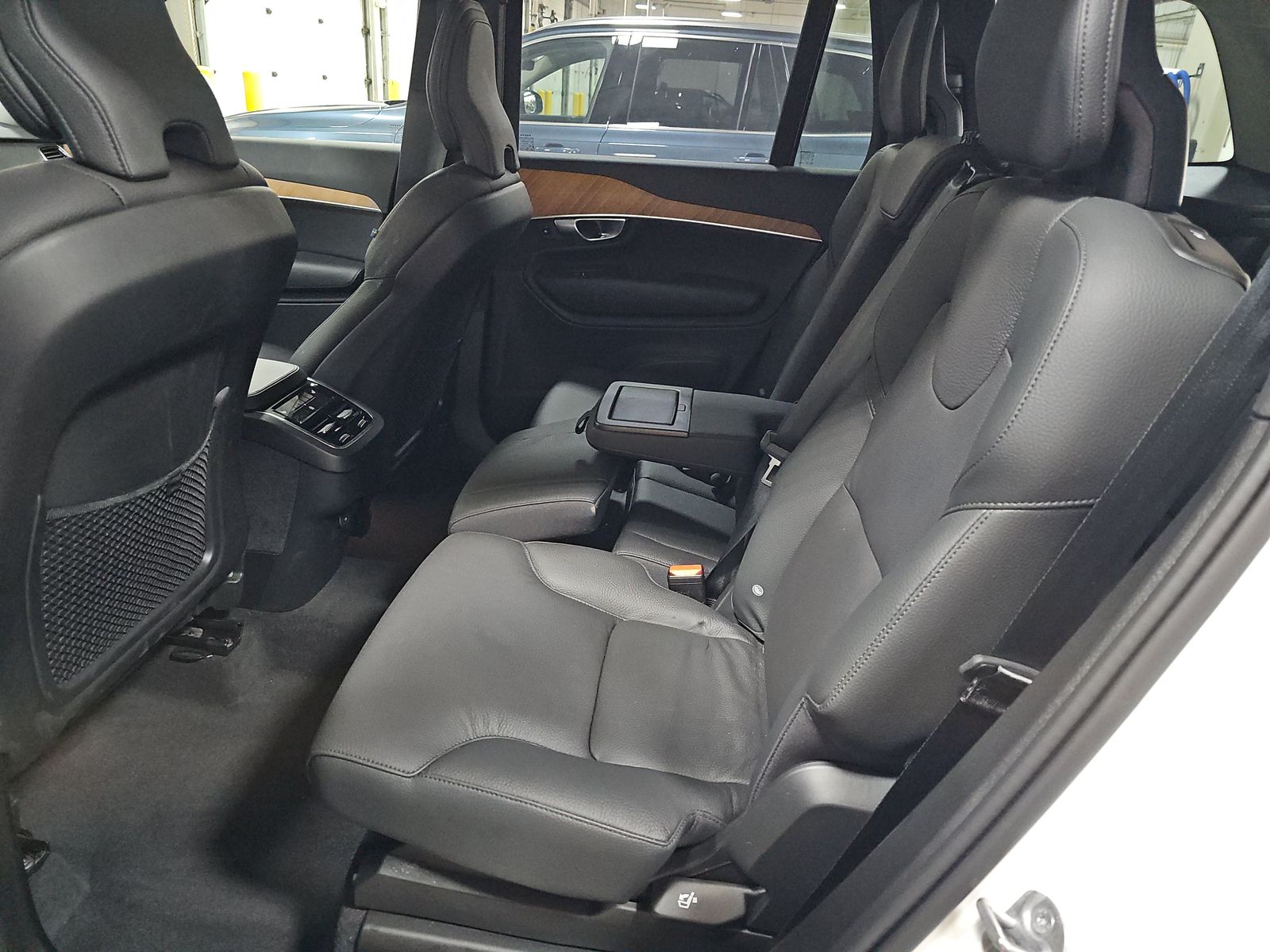 2024 Volvo XC90 B5 Plus AWD