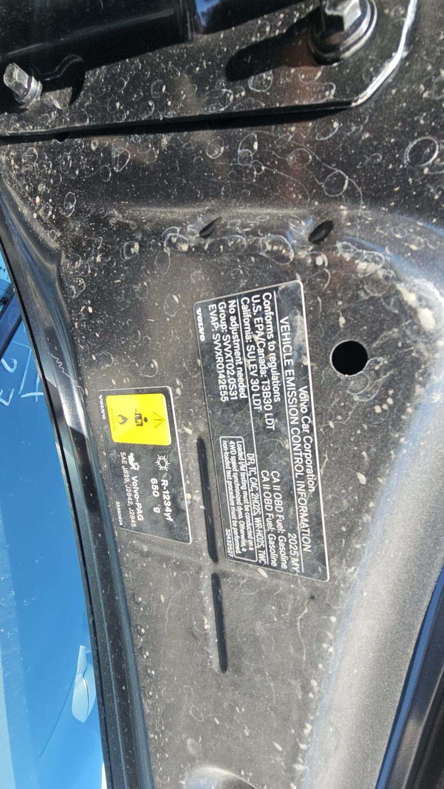 2025 Volvo XC60 B5 Plus AWD