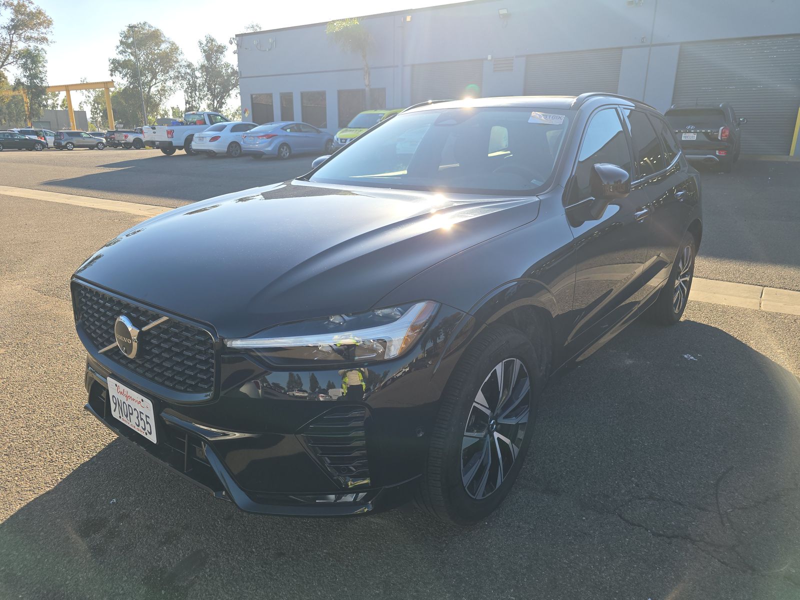 2025 Volvo XC60 B5 Plus AWD