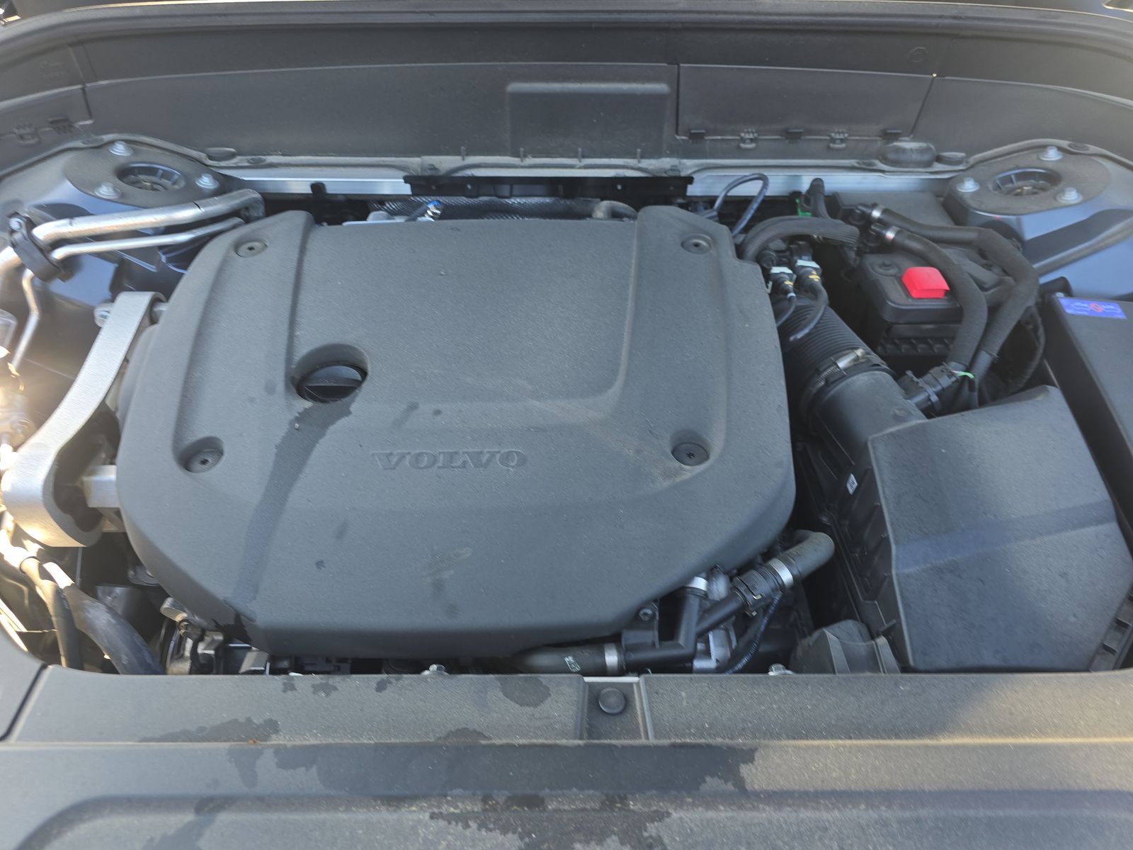 2025 Volvo XC90 B6 Plus AWD