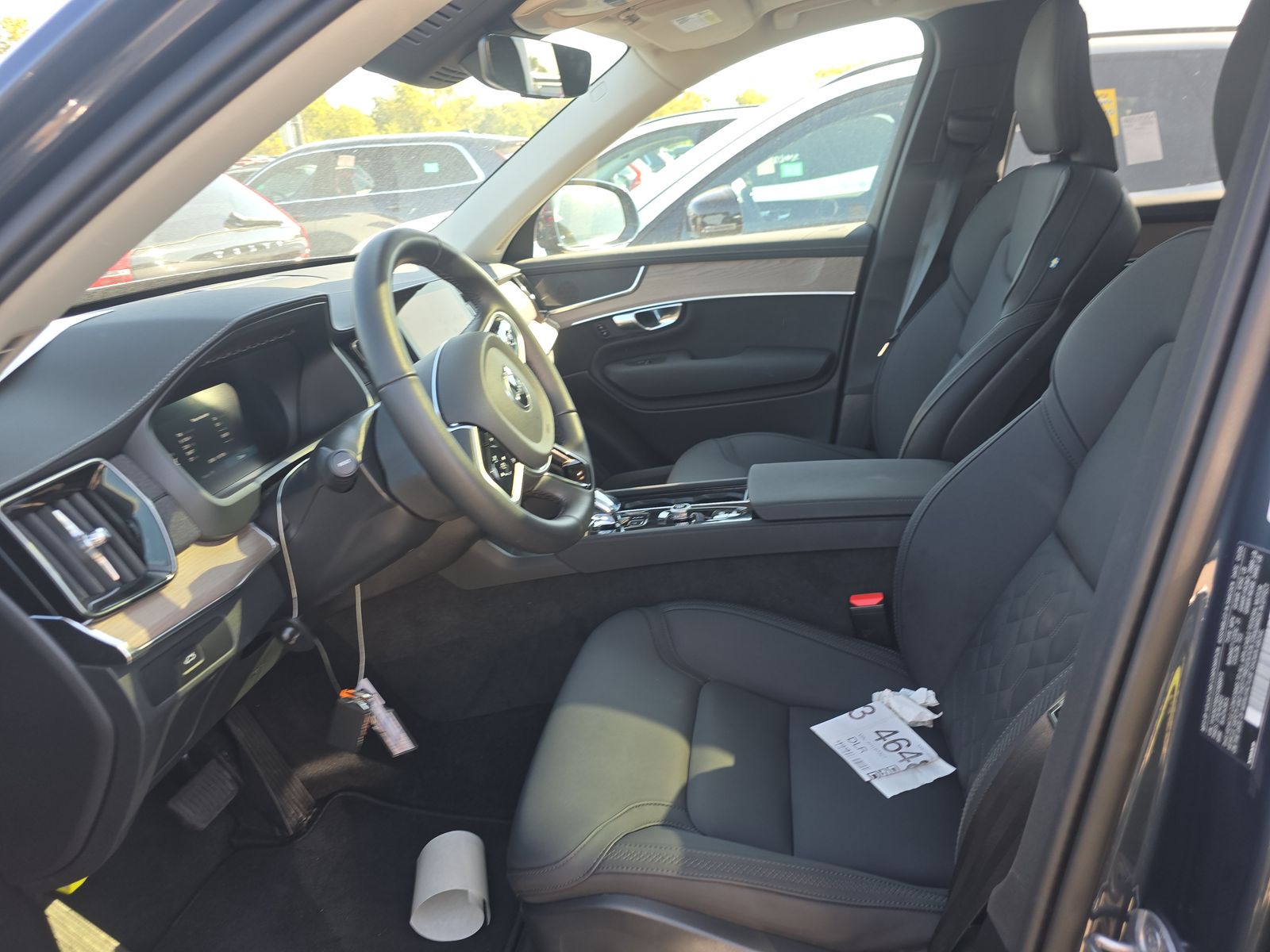 2025 Volvo XC90 B6 Plus AWD