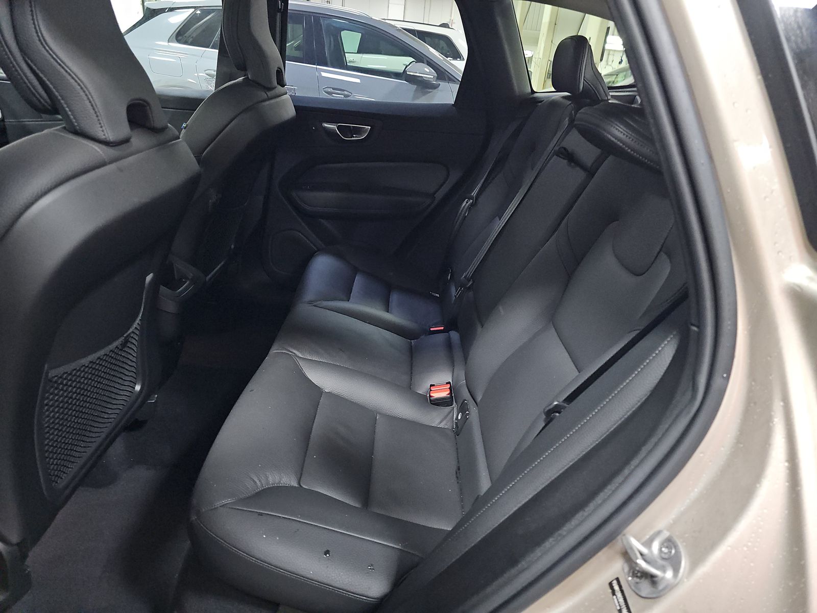 2025 Volvo XC60 B5 Plus AWD