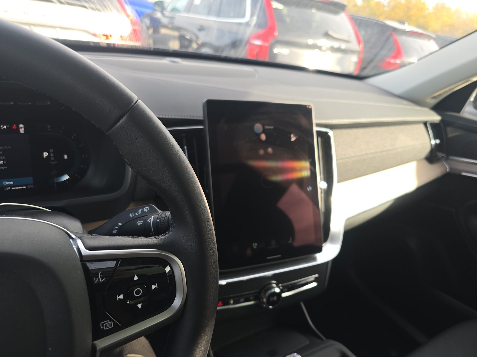 2025 Volvo XC90 B6 Plus AWD