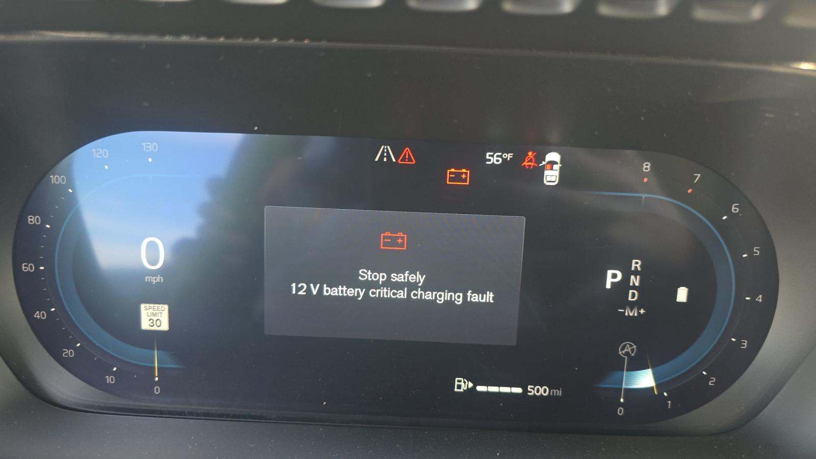 2025 Volvo XC90 B6 Plus AWD