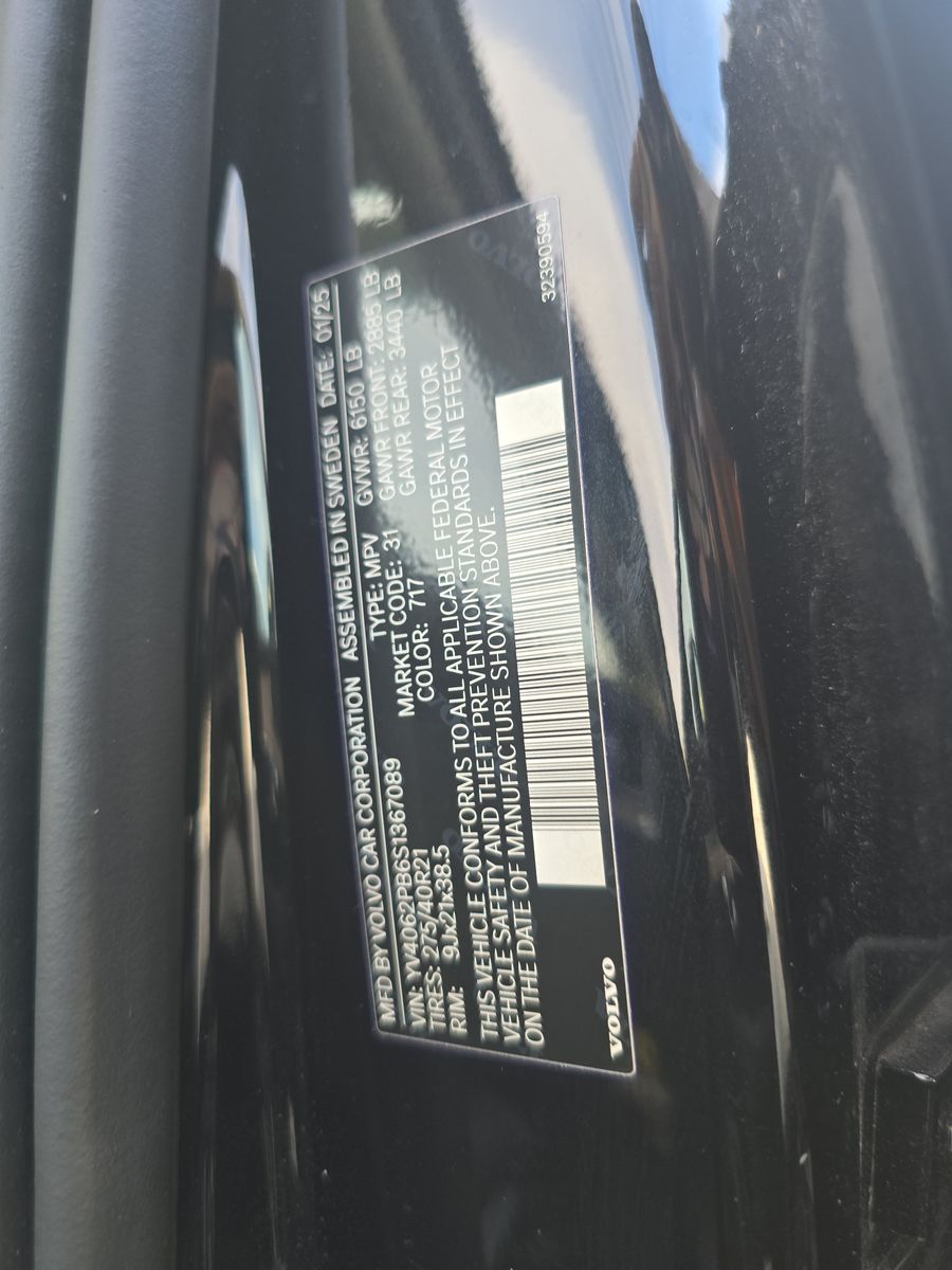 2025 Volvo XC90 B6 Plus AWD