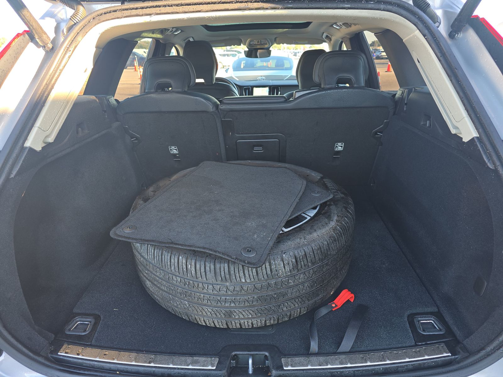 2025 Volvo XC60 B5 Plus AWD