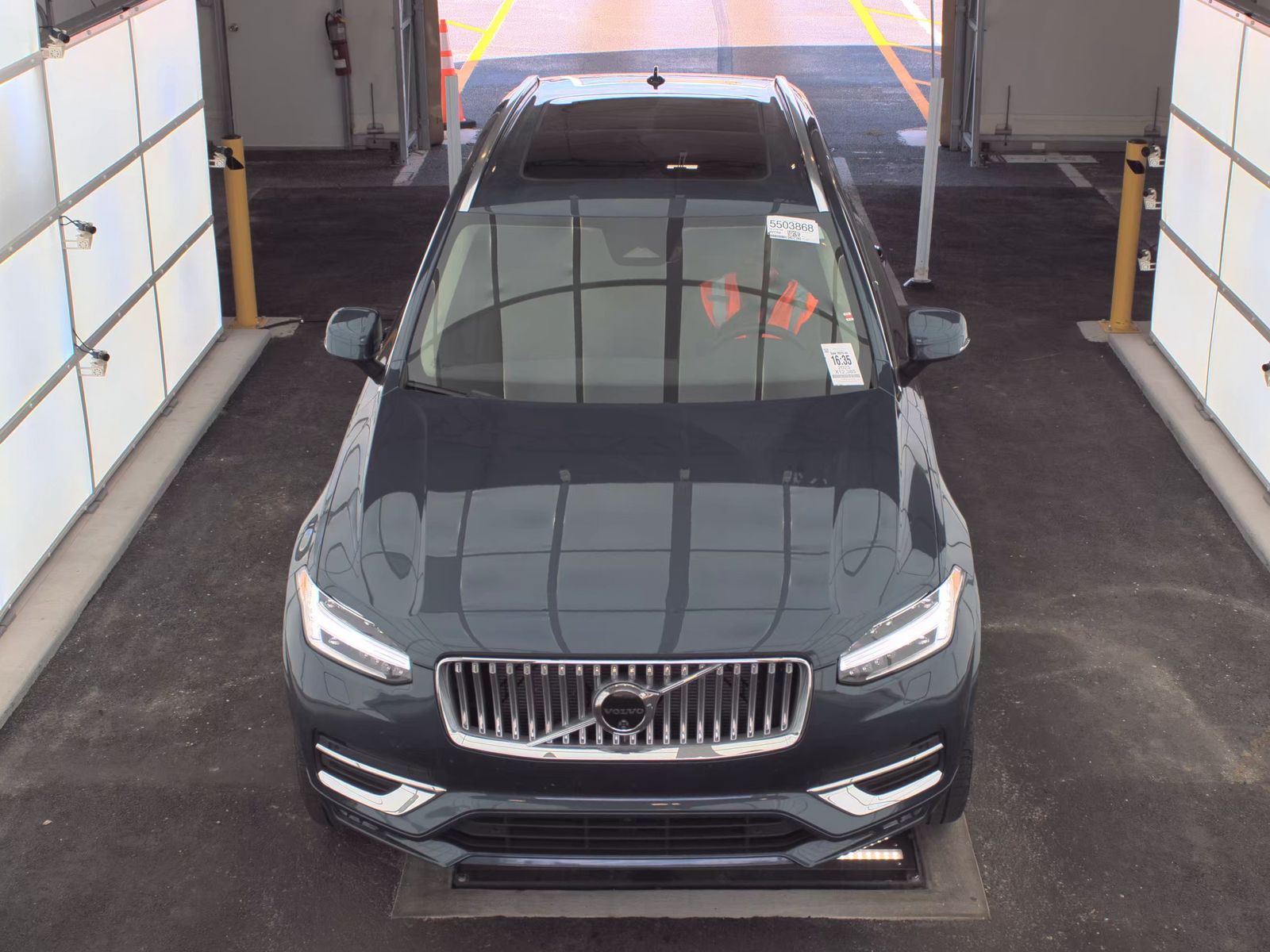 2025 Volvo XC90 B6 Plus AWD