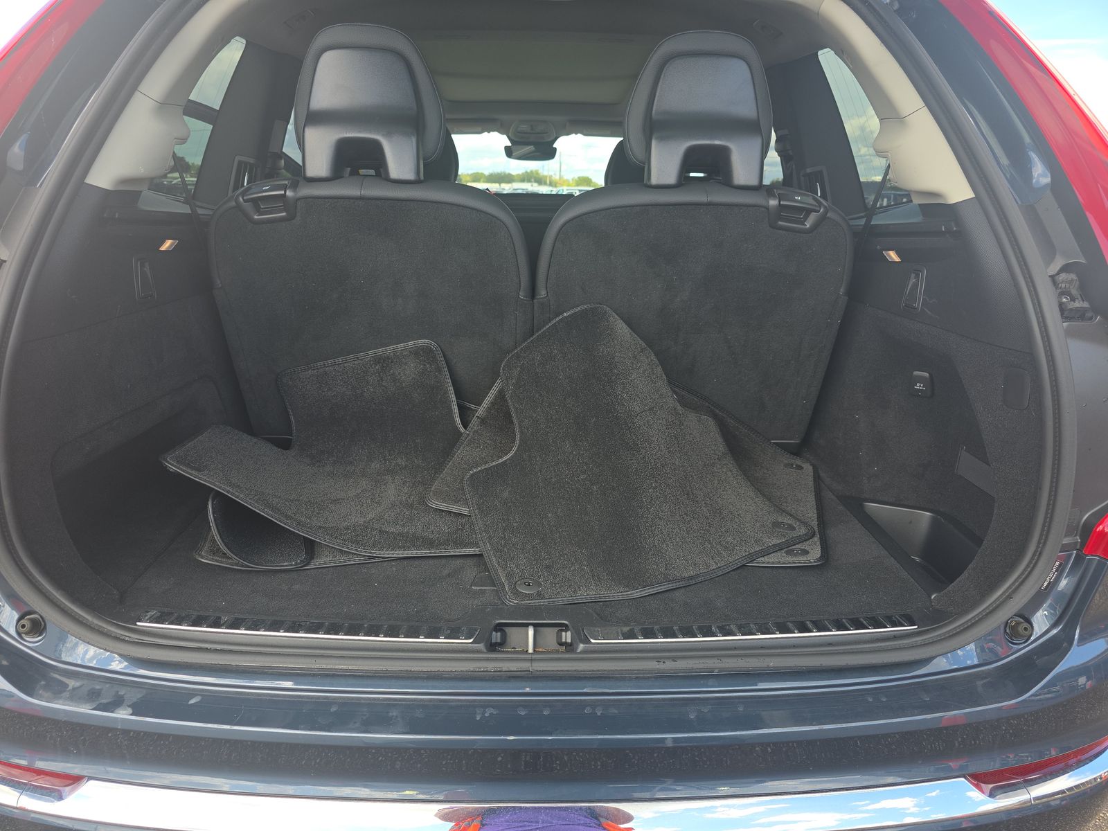 2025 Volvo XC90 B6 Plus AWD